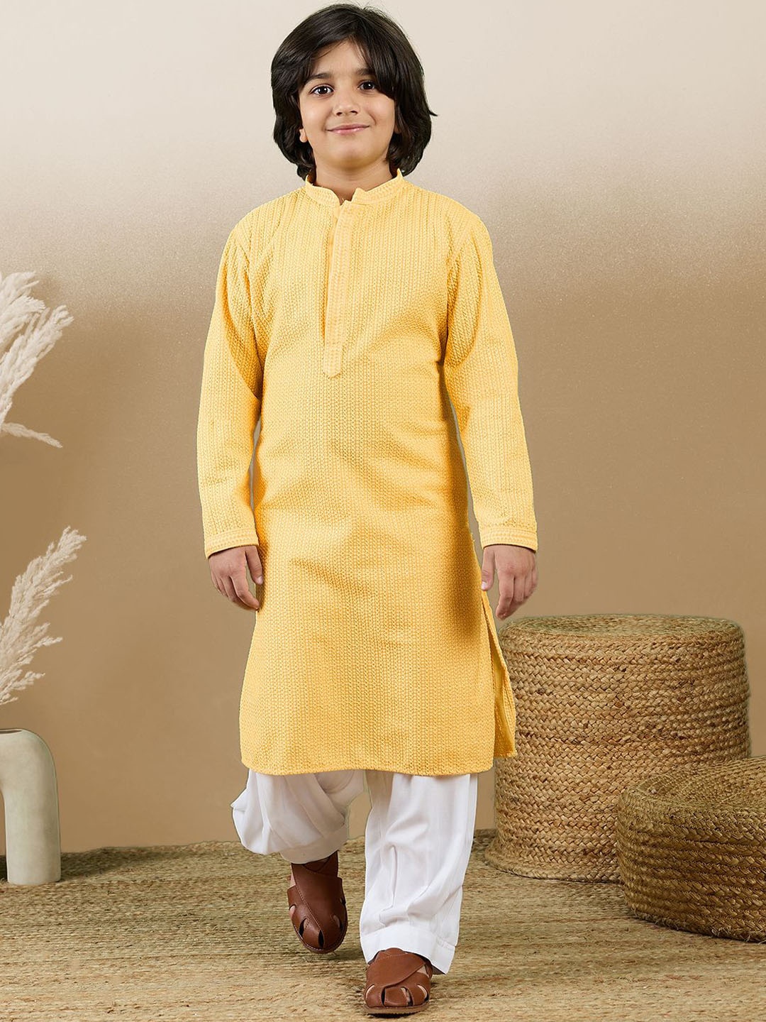 

Sanwara Boys Embroidered Chikankari Mandarin Collar Regular Kurta with Patiala, Yellow