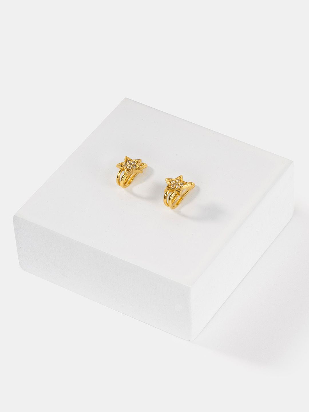 

SHAYA Gold-Plated 925 Sterling Silver Contemporary Ear Cuff Earrings