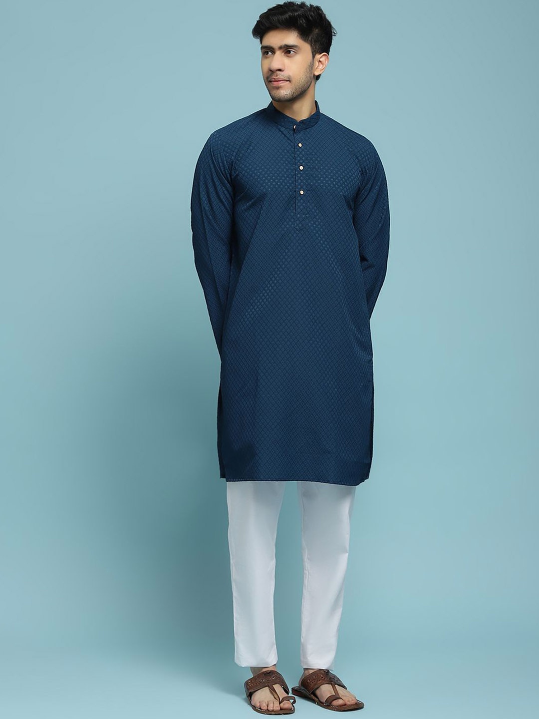 

House of Chikankari Solid Woven Kurta, Blue