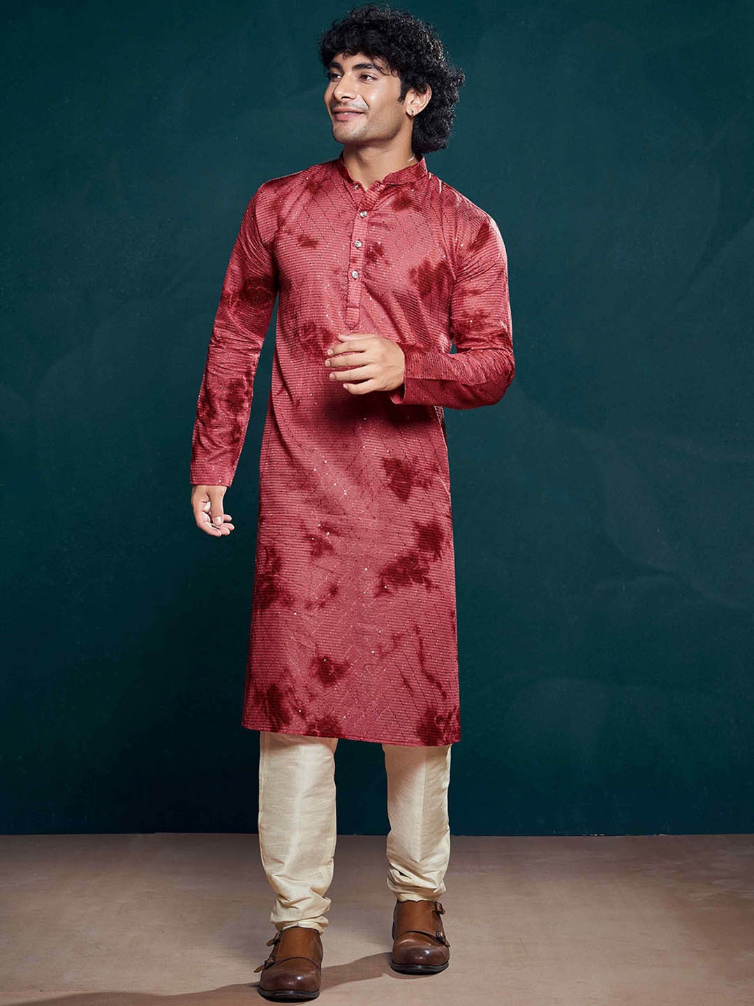

Vardha Shibori Tie & Dye Sequinned Stitched Mandarin Collar Straight Kurta, Red