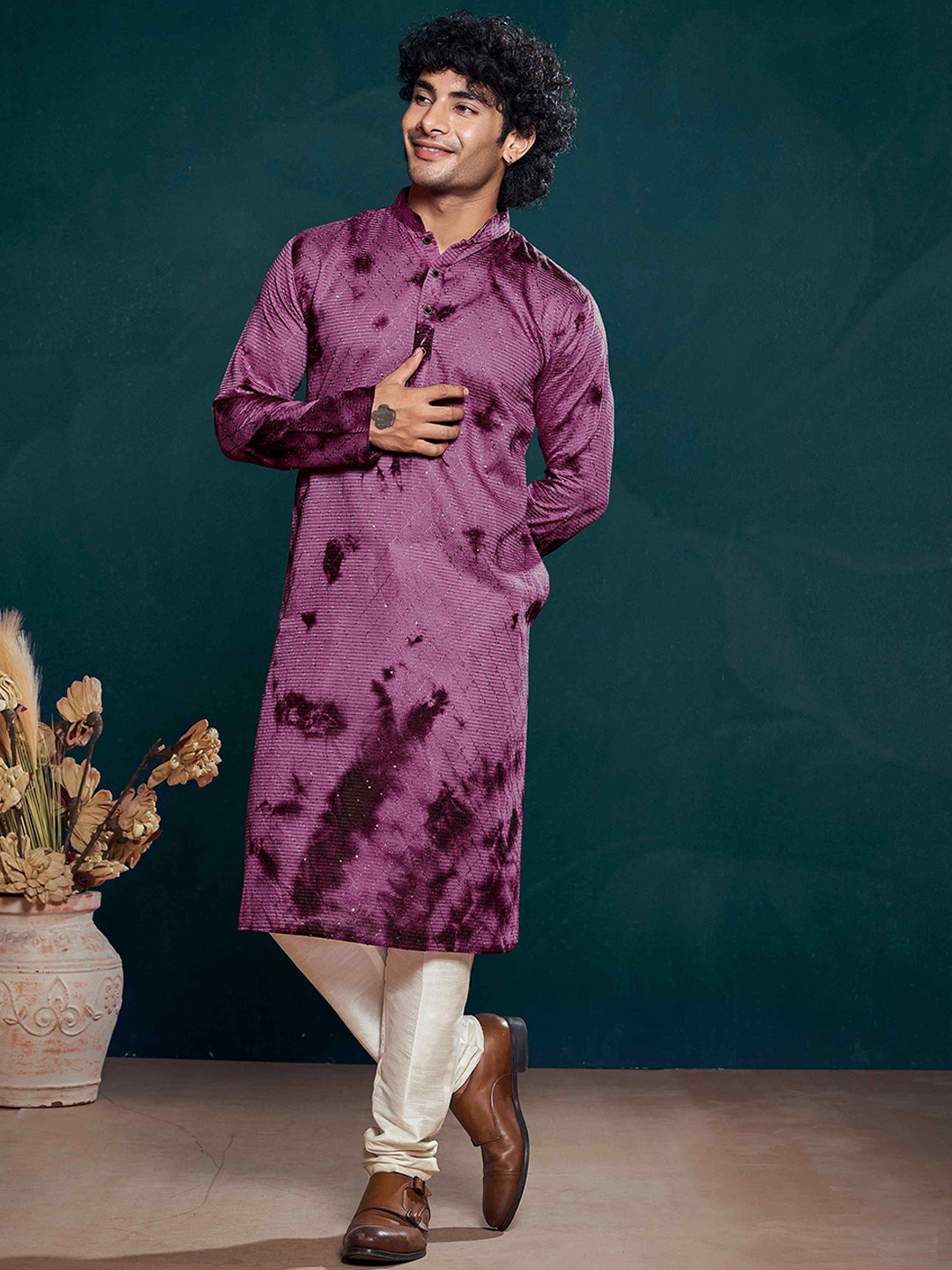 

Vardha Shibori Tie & Dye Sequinned Stitched Mandarin Collar Straight Kurta, Pink