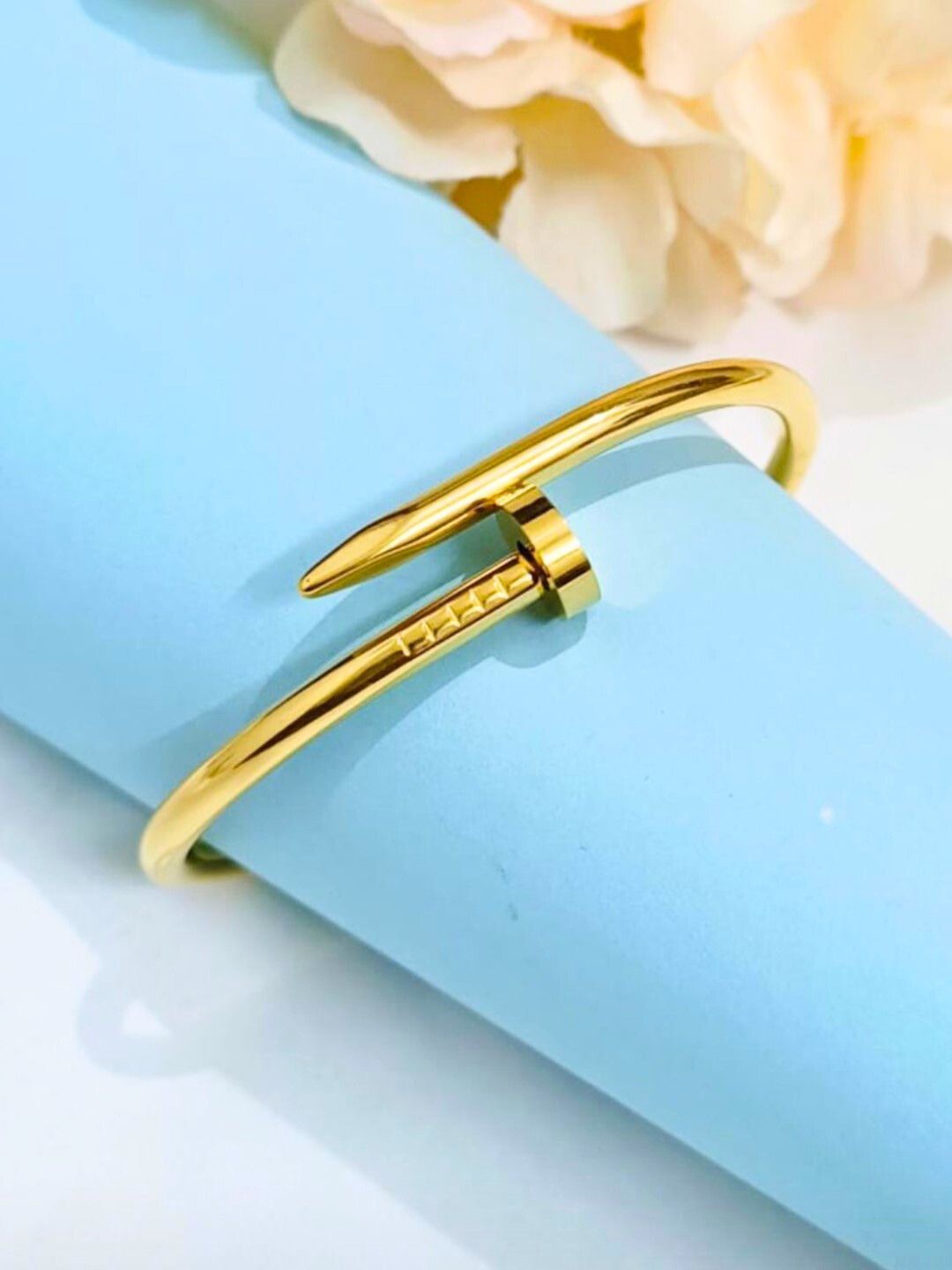 

DressBerry Gold-Plated Cuff Bracelet