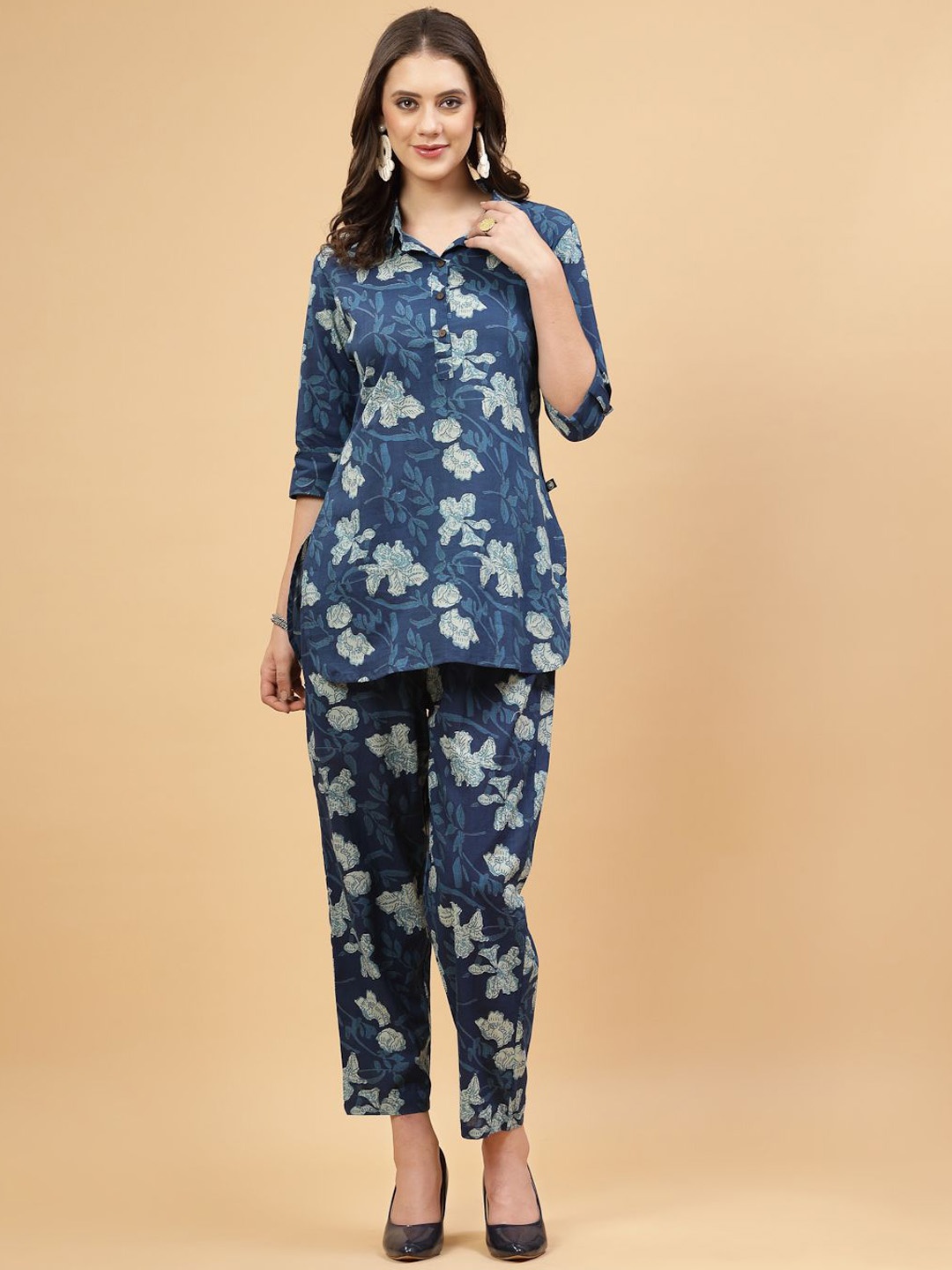

Pistaa Floral Printed Shirt Collar Pure Cotton Tunic With Trouser, Blue