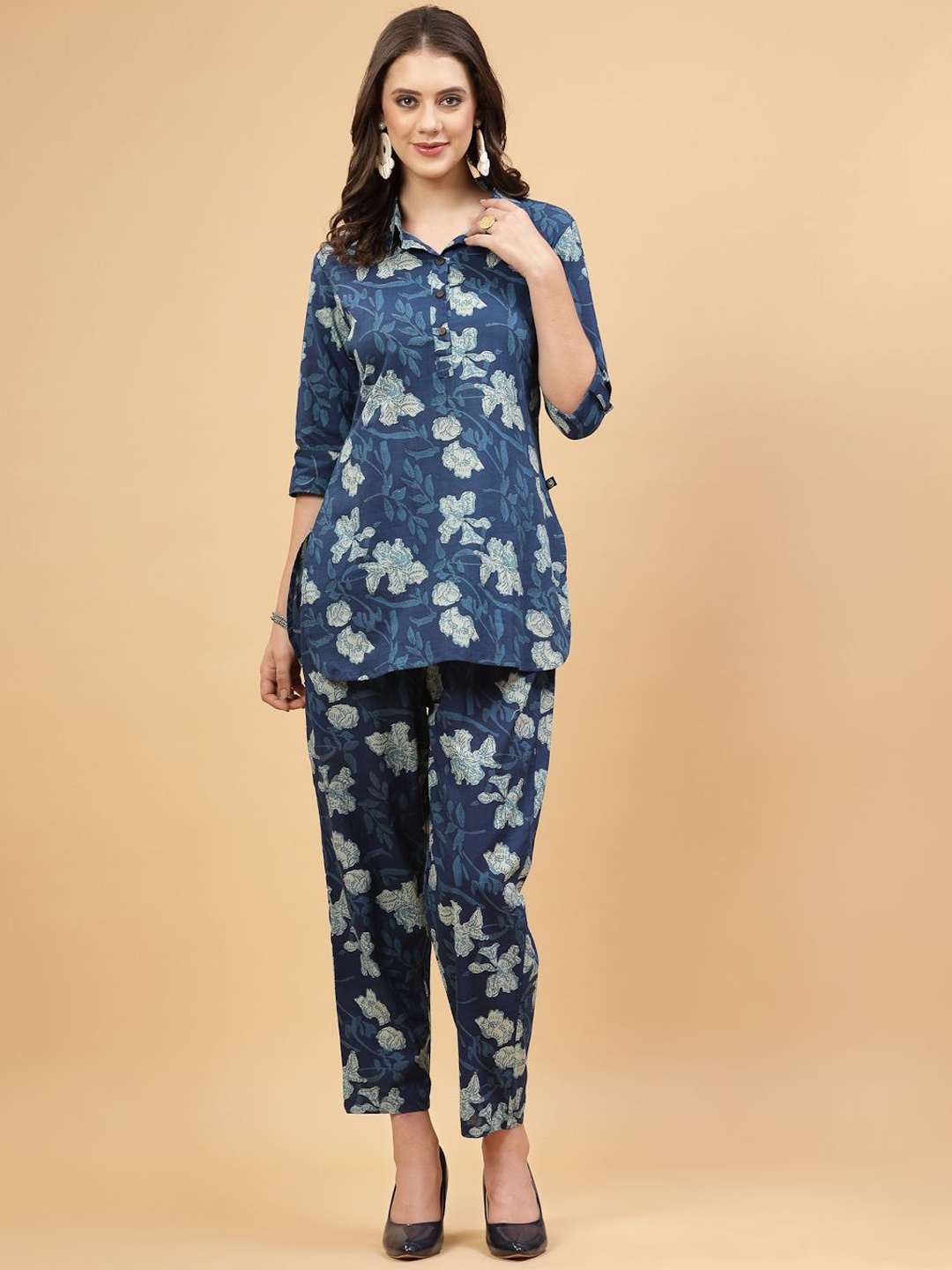 

Pistaa Floral Printed Shirt Collar Pure Cotton Tunic With Trouser, Blue