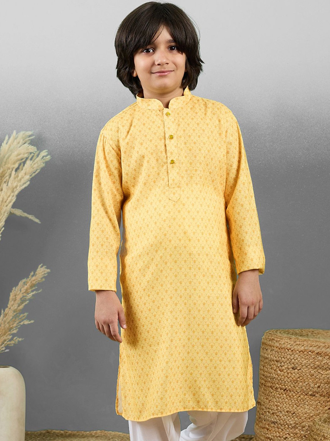 

YK Boys Floral Printed Mandarin Collar Cotton Straight Kurta, Yellow