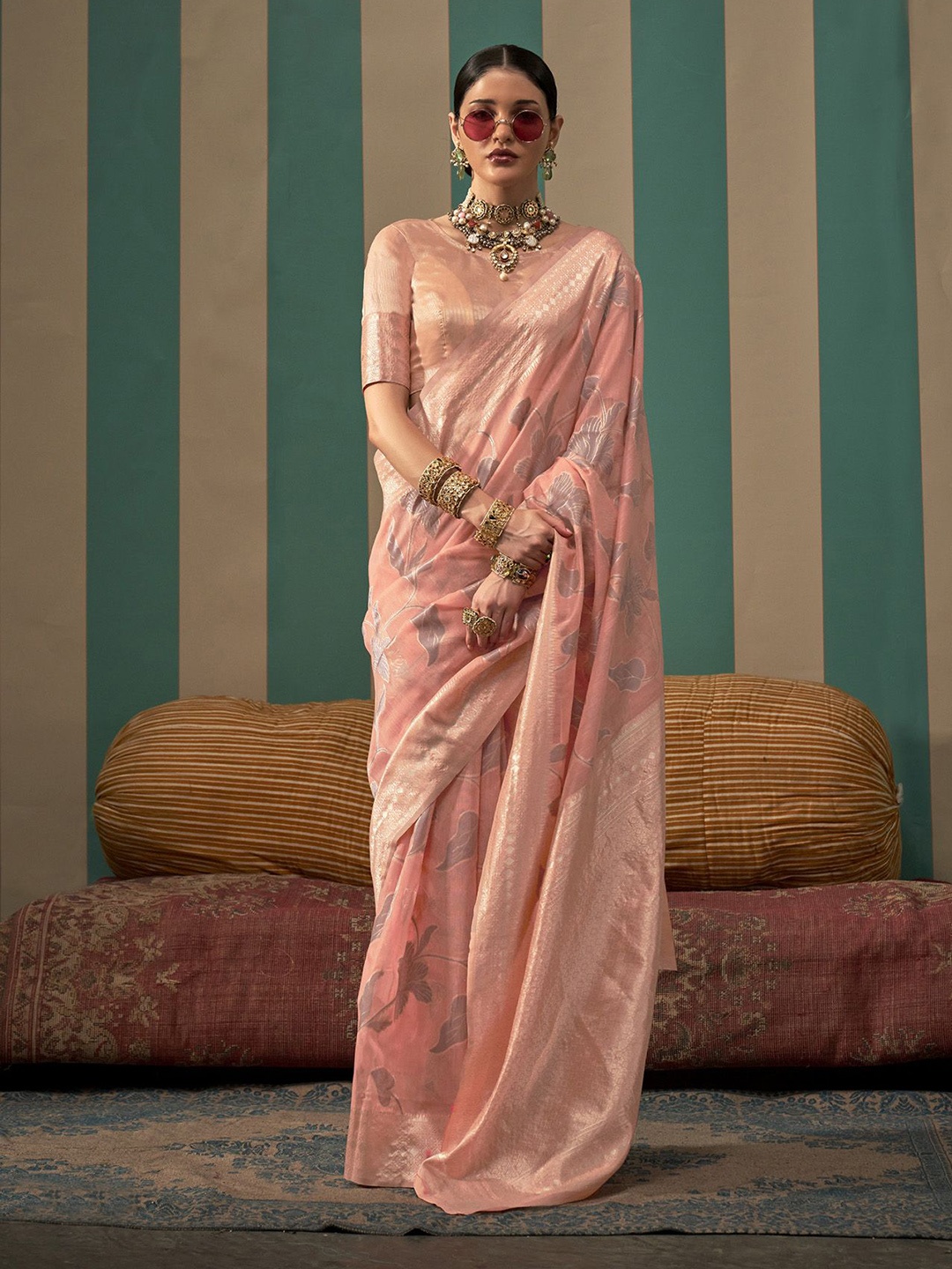 

elora Ethnic Motifs Woven Designed Zari Saree, Peach