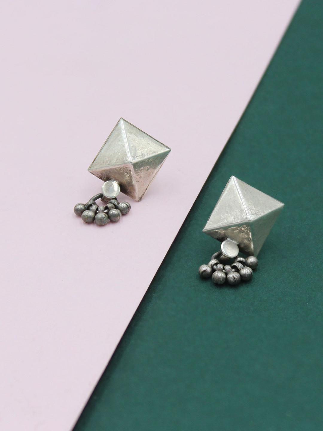 

SANGEETA BOOCHRA Silver Square Drop Earrings