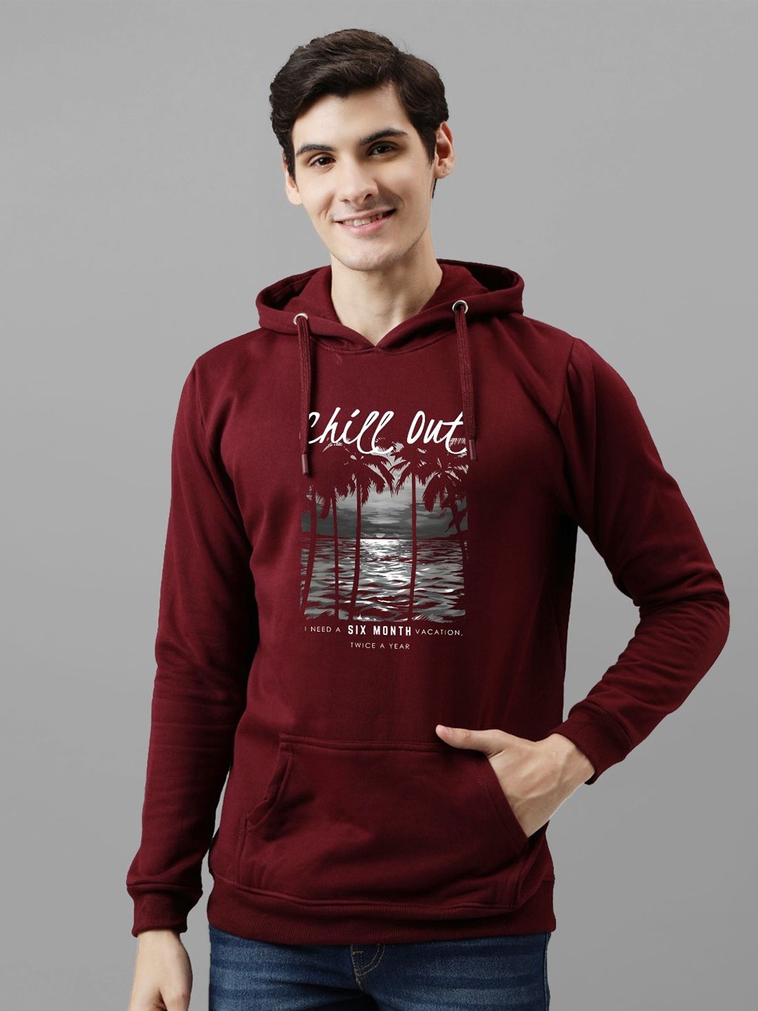 

ADRO Men Printed Hooded Sweatshirt, Maroon