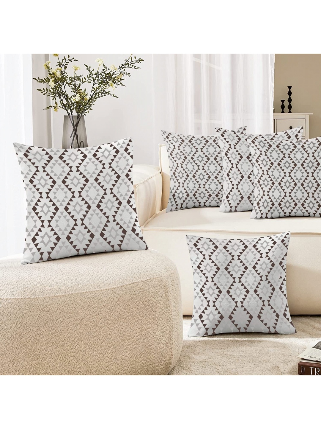

Lushomes Beige & Black 5 Pieces Geometric Square Cushion Covers