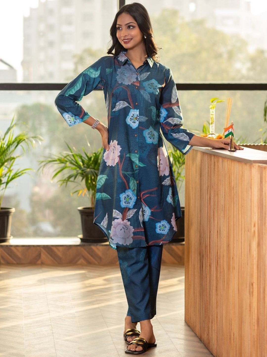 

Yuvani Printed Shirt Collar Ethnic Tunic With Trouser, Teal