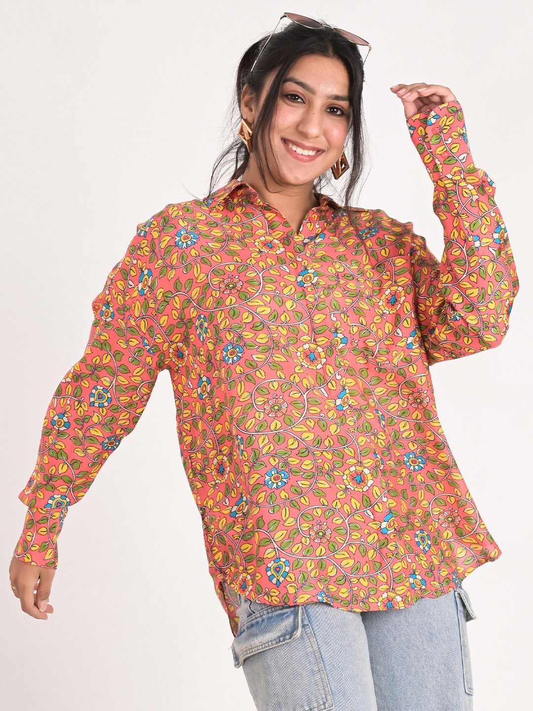 

KIZI Women Floral Opaque Printed Casual Shirt, Peach