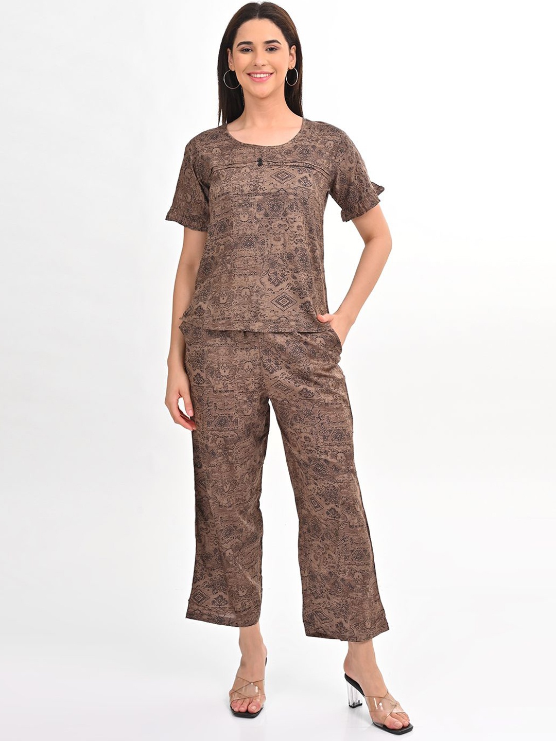 

GOLDSTROMS Floral Printed Top With Pyjamas, Brown
