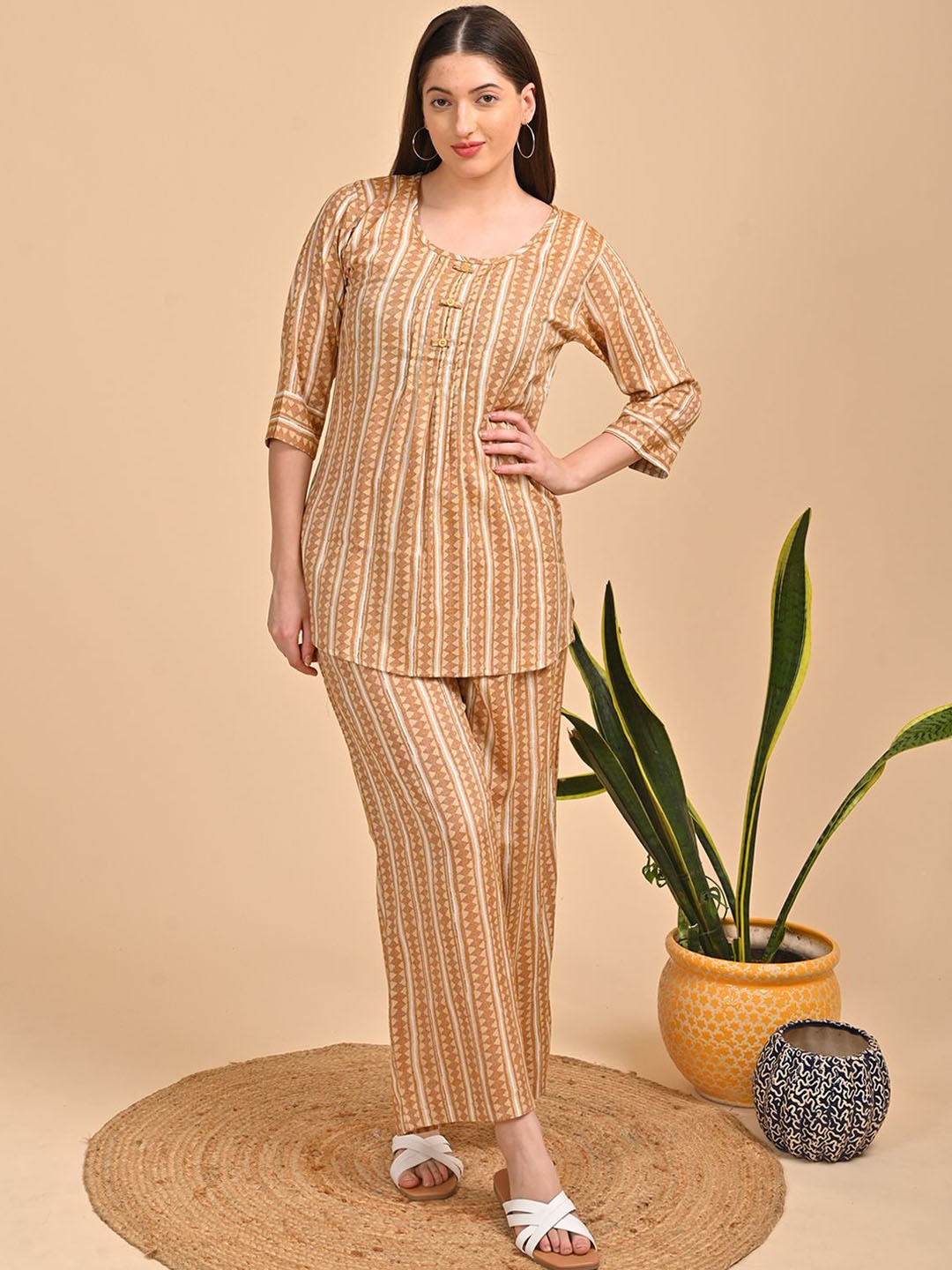 

GOLDSTROMS Striped Round Neck Top & Palazzos, Beige