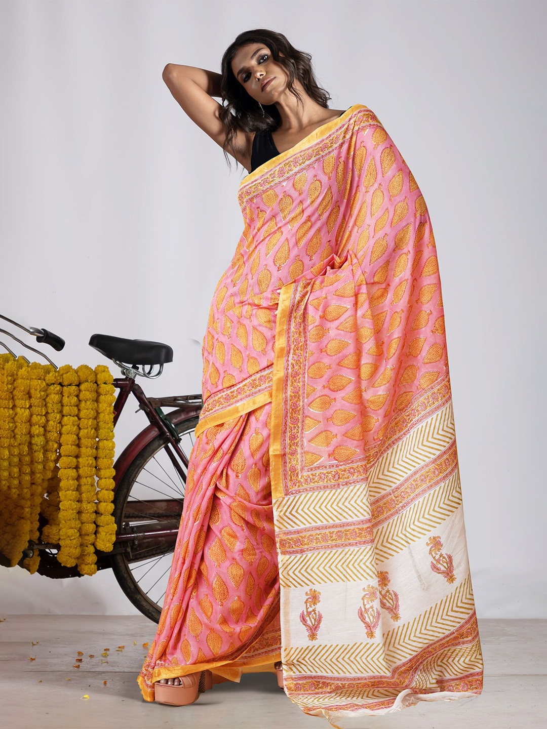 

Unnati Silks Ethnic Motifs Printed Zari Pure Silk Handloom Chanderi Saree, Pink