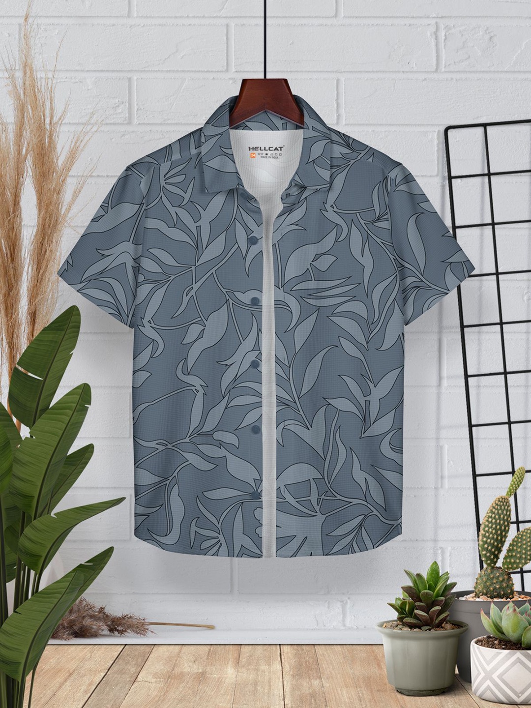 

HELLCAT Boys Cotton Printed Opaque Casual Shirt, Grey