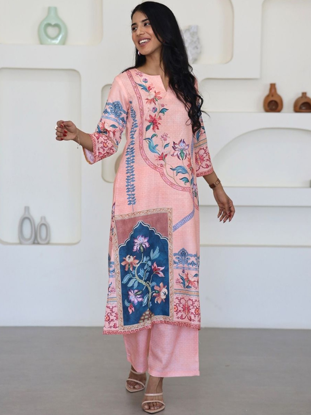 

Yuvani Printed Notched Neck Ethnic Tunic With Trouser, Peach
