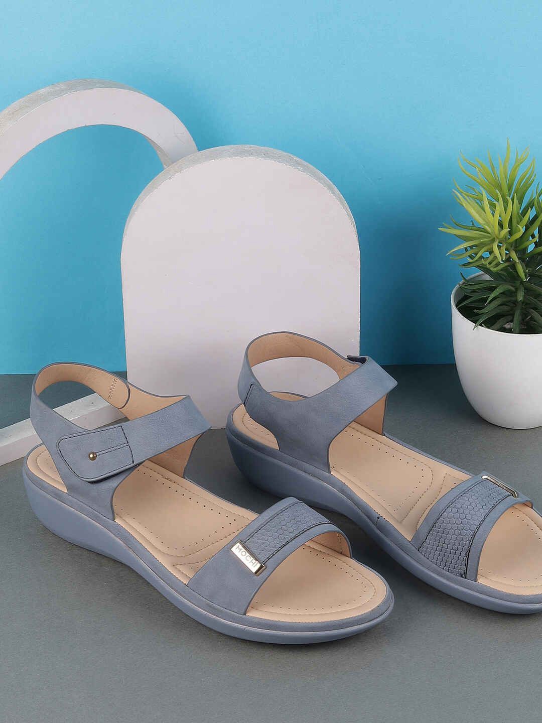 

Mochi Textured Wedge Sandals with Laser Cuts, Blue