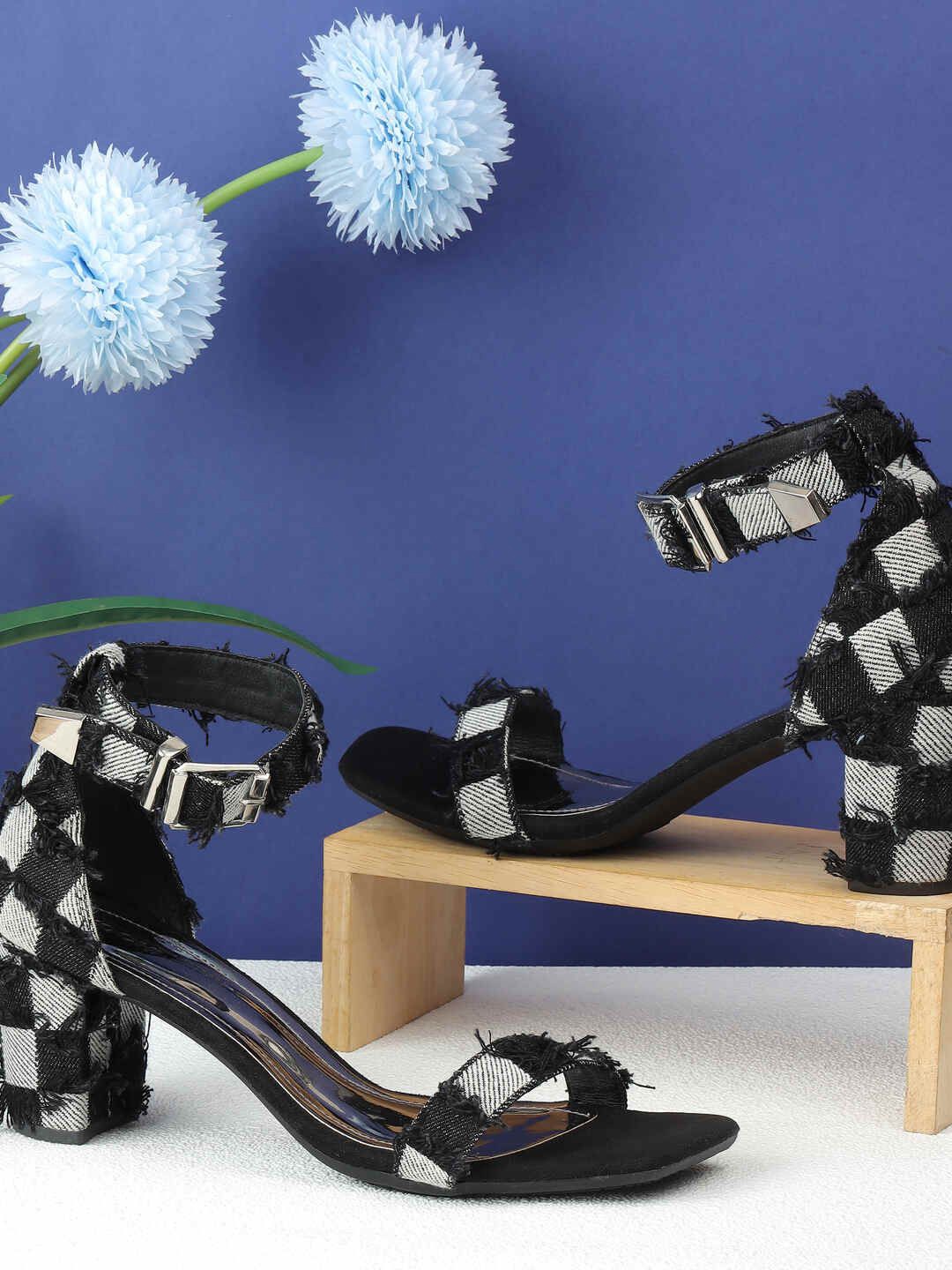 

Mochi Printed Block Sandals, Black