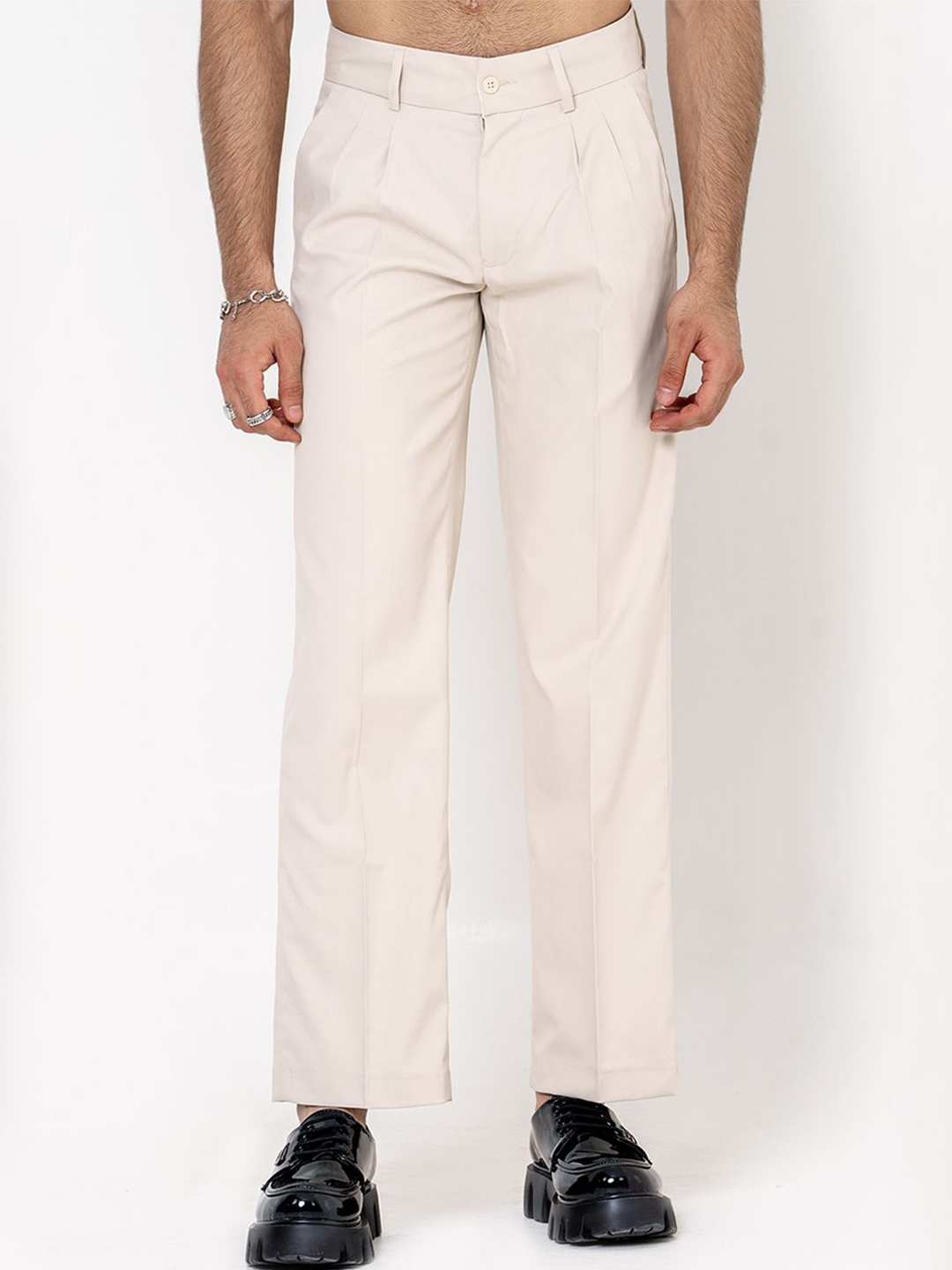 

Tistabene Men Original Pleated Regular Fit Trousers, Cream