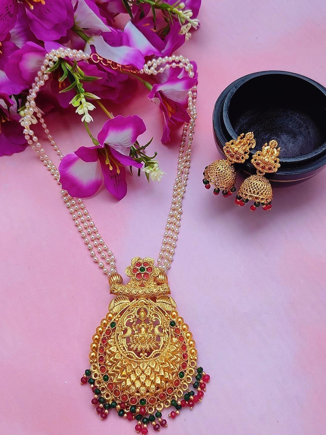 

Adc fashions Gold-Plated Stone-Studded & Beaded Jewellery Set