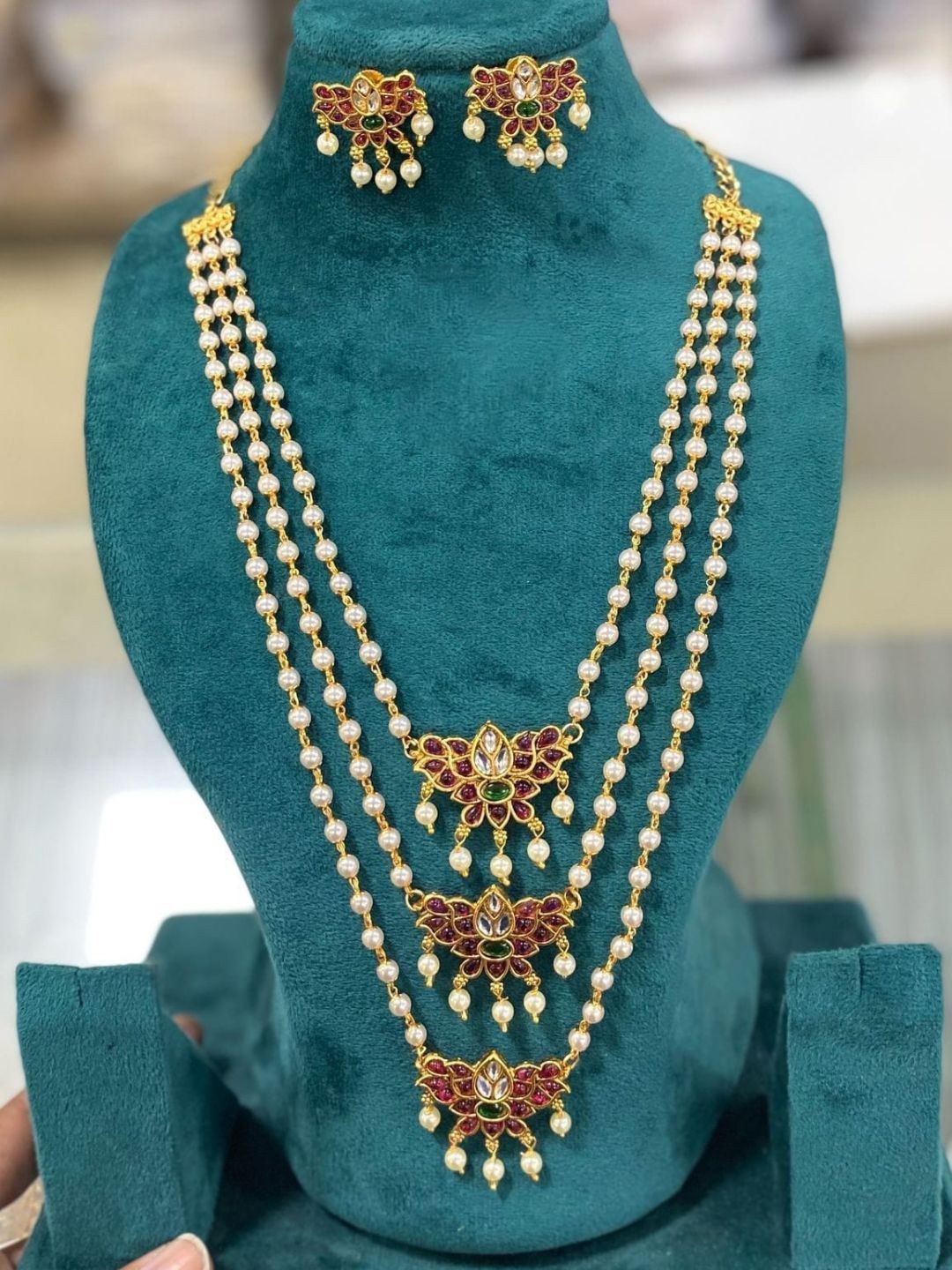 

Adc fashions Gold-Plated Stone Studded & Beaded Necklace