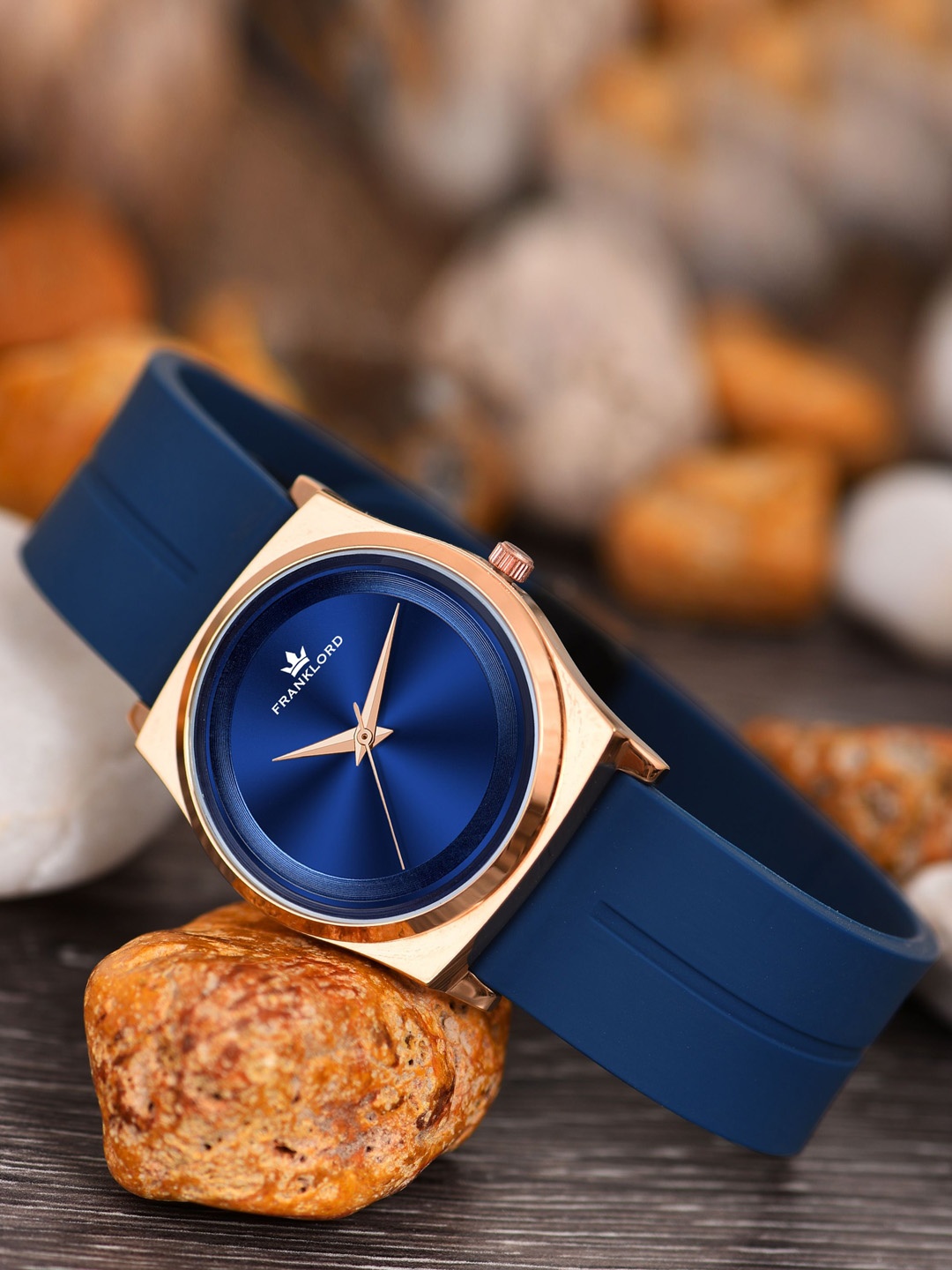 

Franklord Women Brass Dial & Bracelet Style Straps Analogue Watch F-120 BURL, Blue
