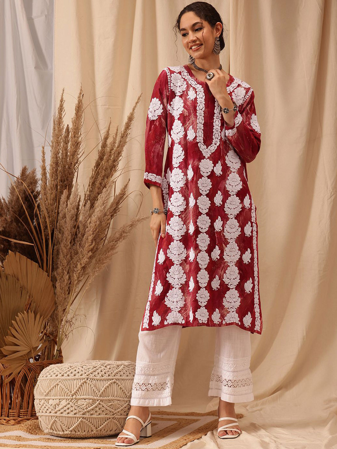 

ADA Floral Embroidered Notched Neck Chikankari Straight Kurta, Red