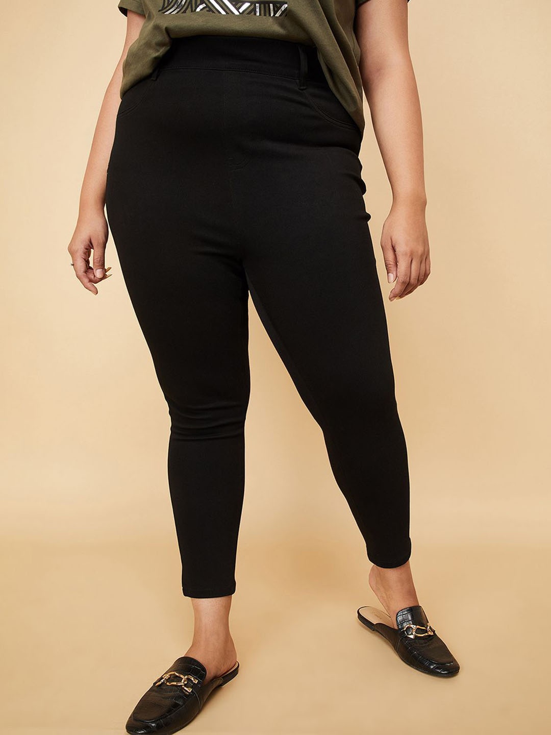 

max Women Mid-Rise Regular Trousers, Black