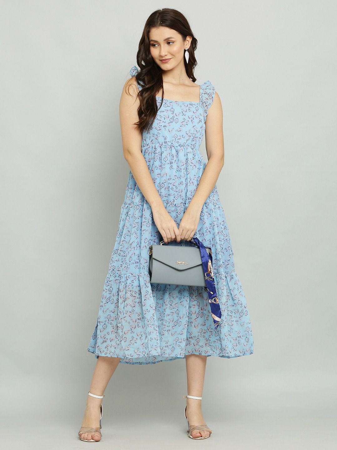

Absorbing Floral Print Georgette A-line Midi Dress, Blue