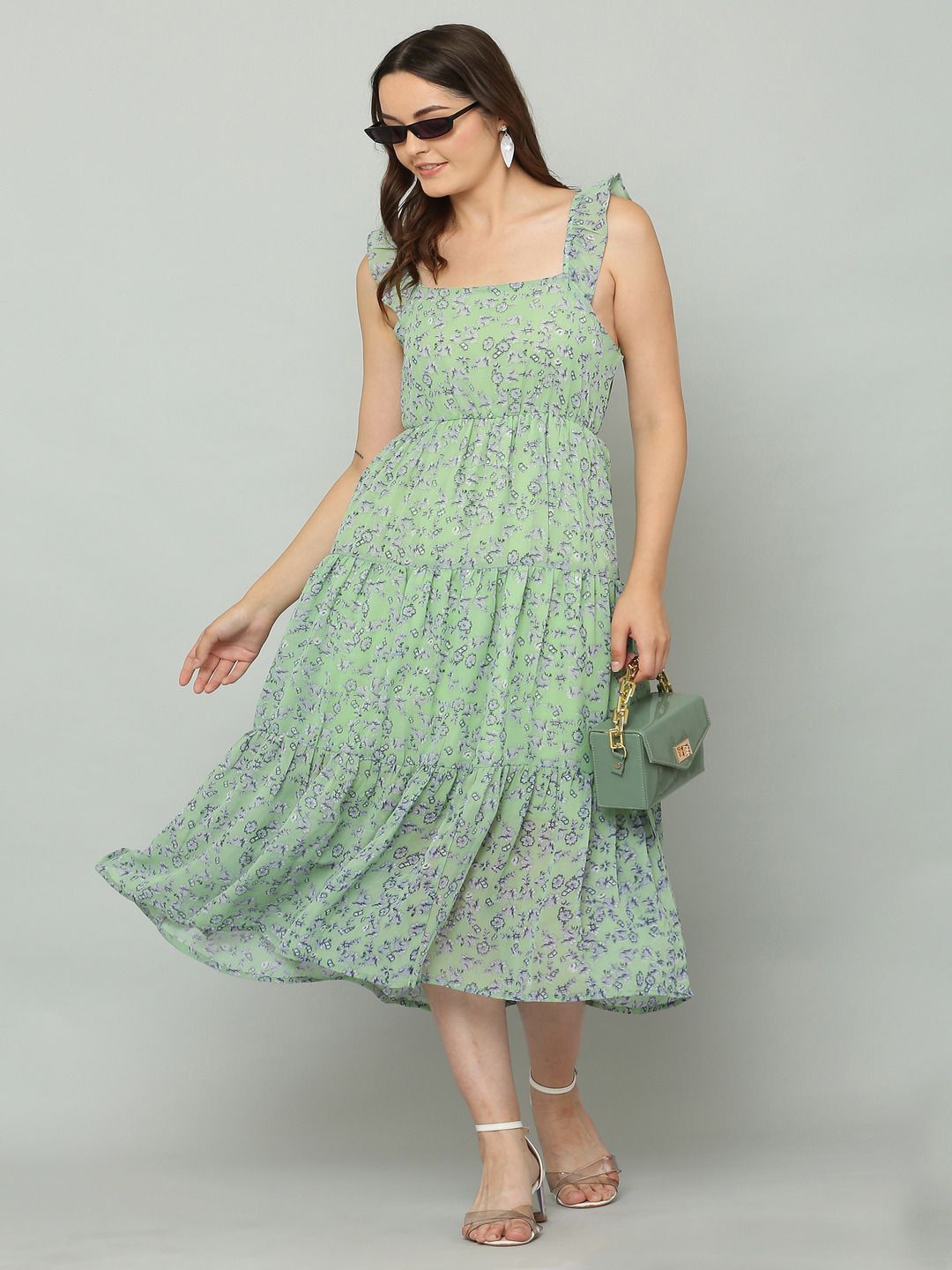 

Absorbing Floral Print Georgette Empire Midi Dress, Green