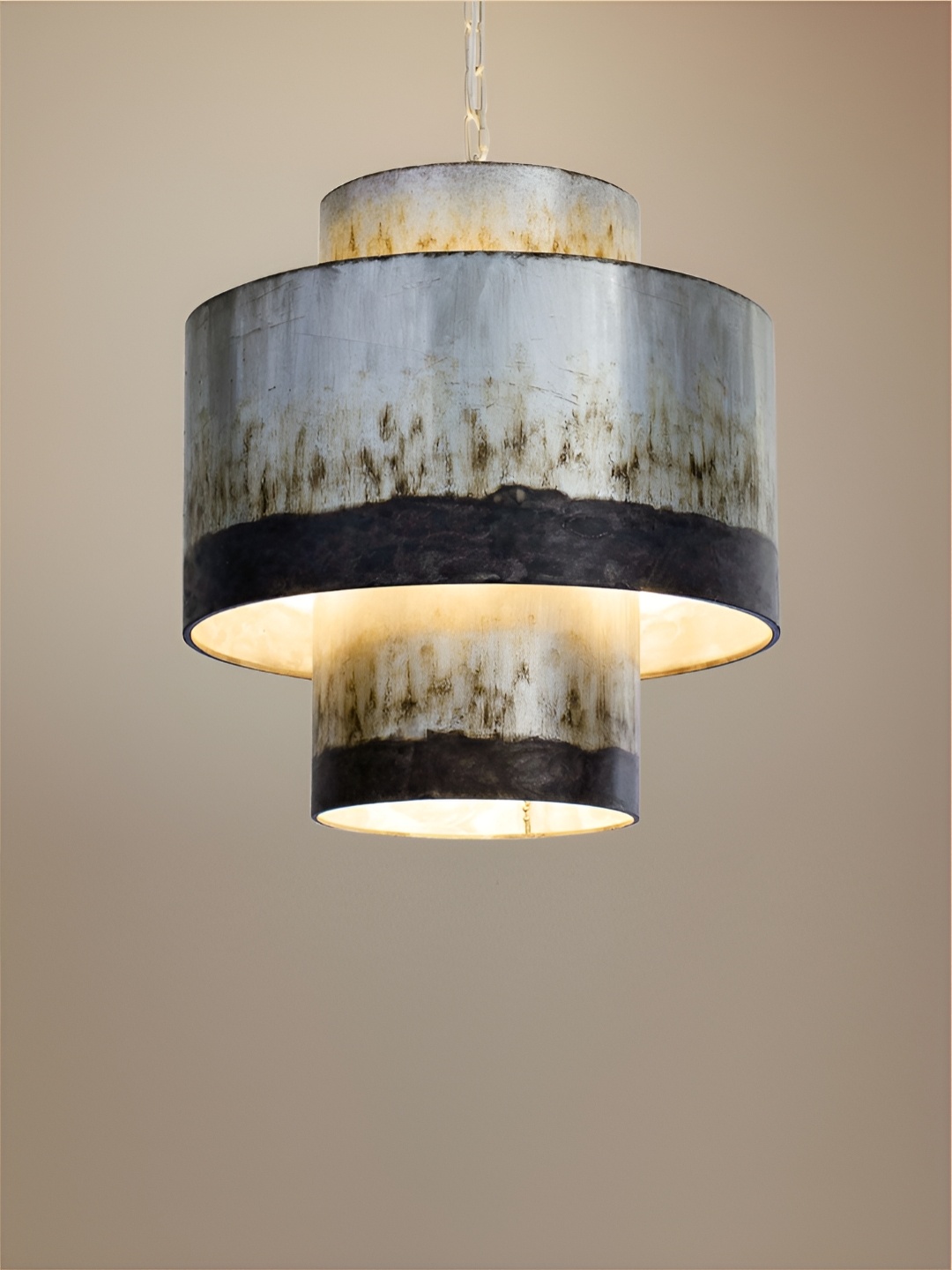 

The Art House Grey & Black Aluminium Ceiling Lamp