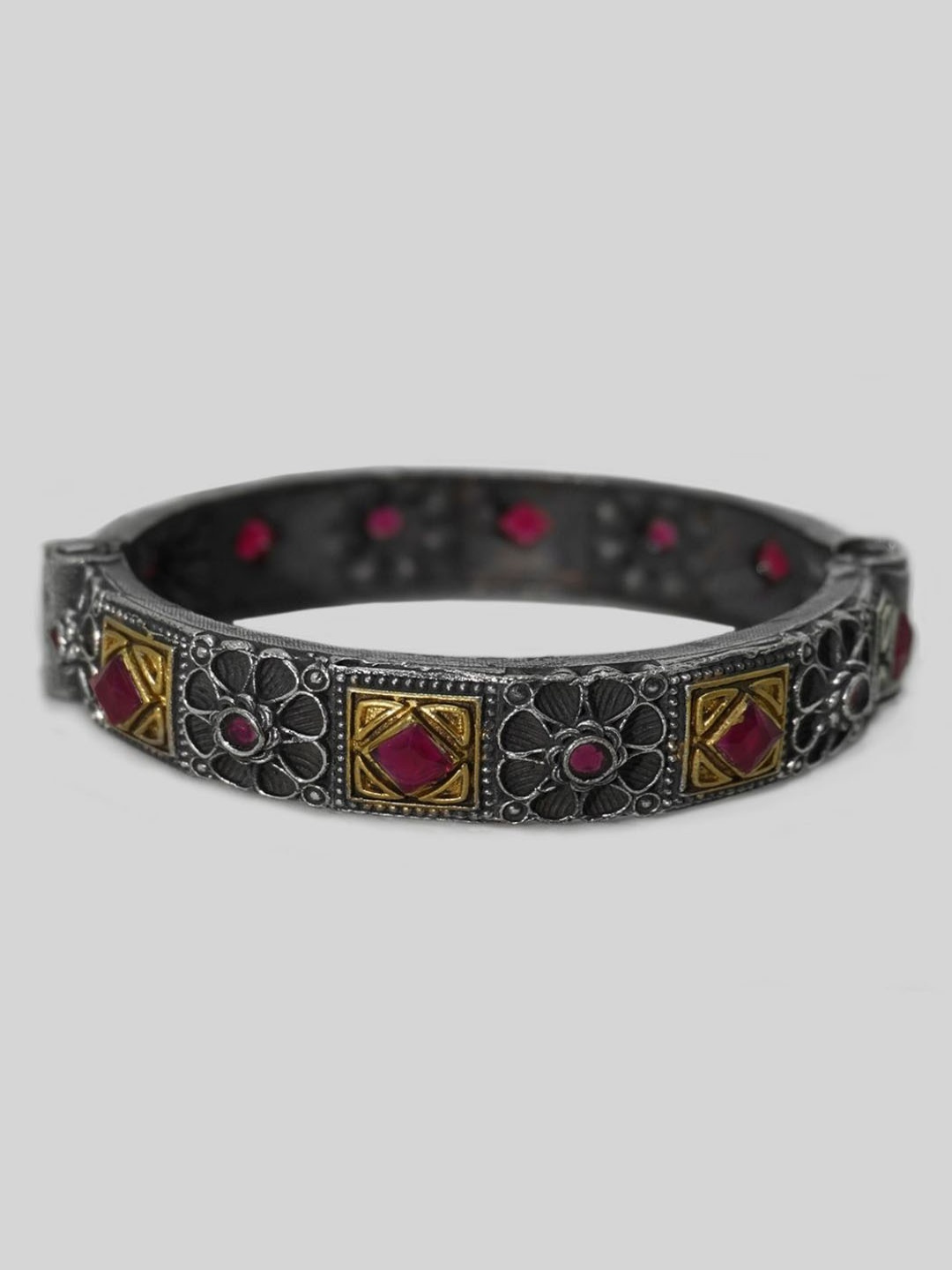 

Niscka Oxidised Silver Plated Stone Studded Bangles