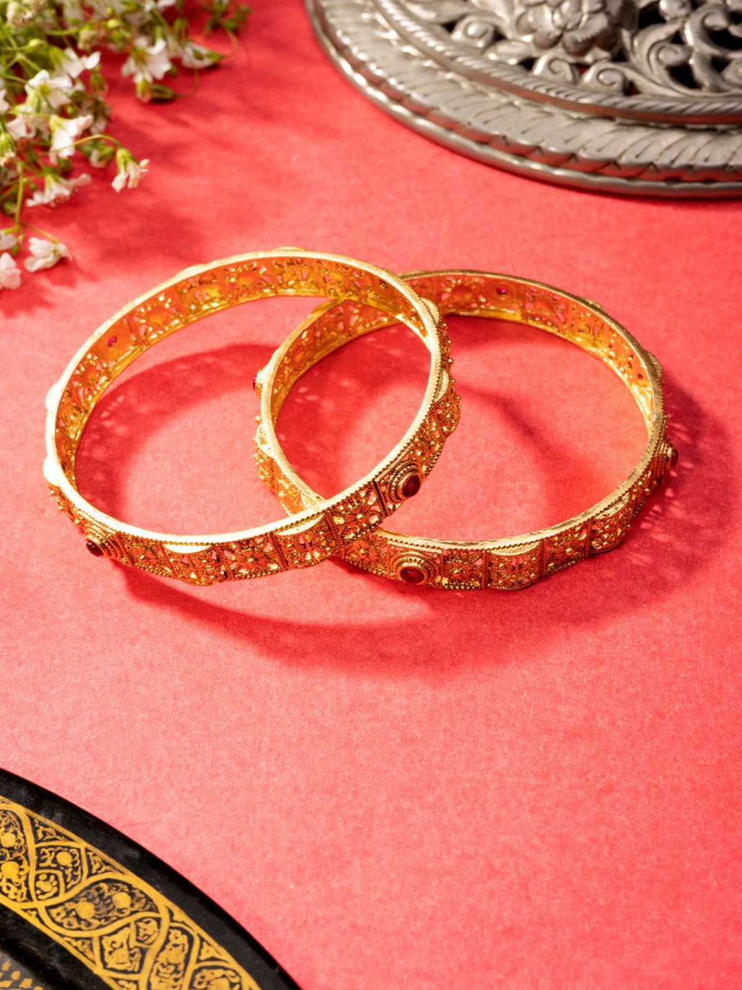 

Niscka Set Of 2 Gold Plated Textured Bangles, Red