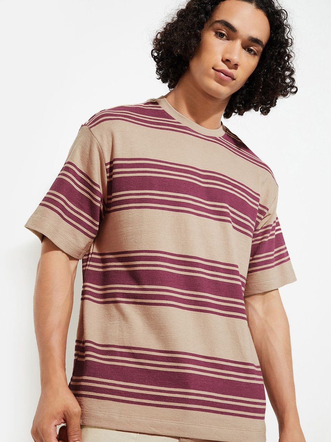 

max URB_N Men Striped Oversized T-shirt, Grey
