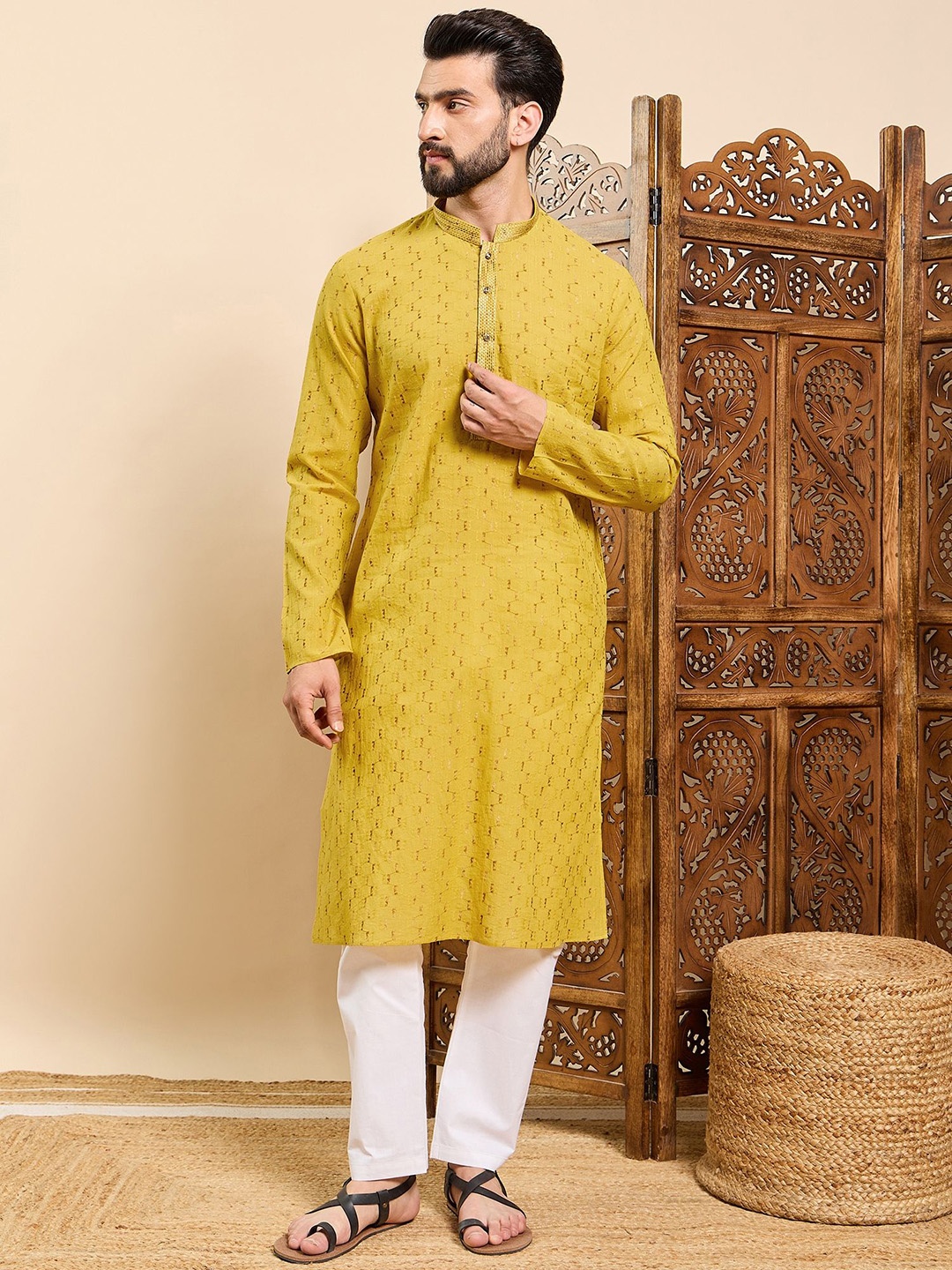 

House of Pataudi Geometric Woven Design Mandarin Collar Straight Kurta, Yellow