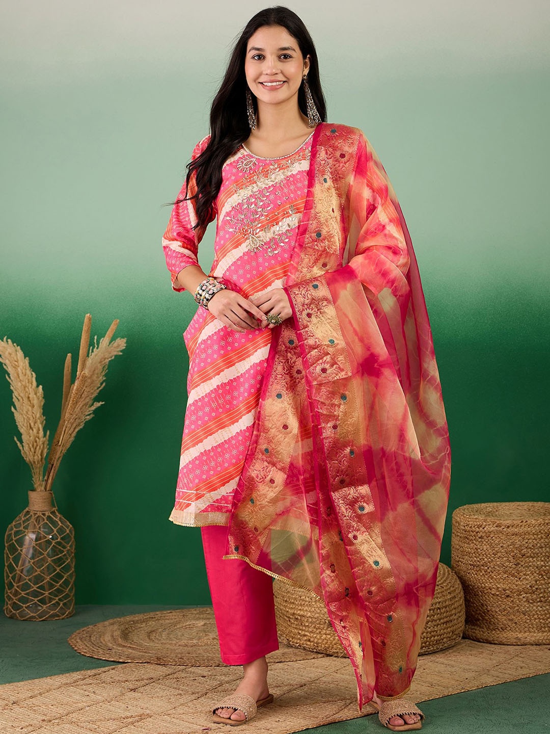 

Sangria Pink Leheriya Printed Zari Jacquard Straight Kurta With Trousers & Dupatta