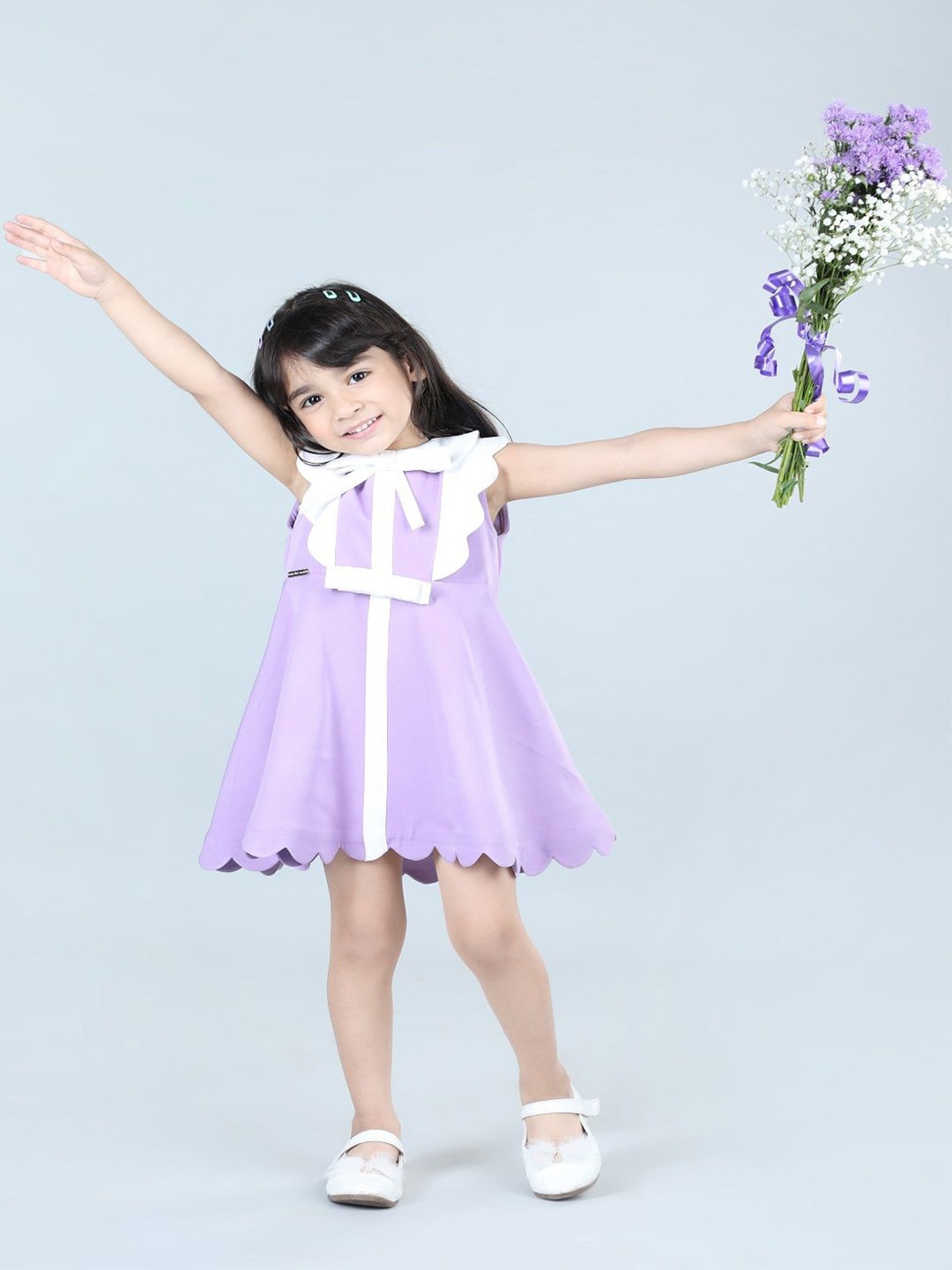 

THE LITTLE CELEBS Girls Scallop Hem A-Line Dress, Purple