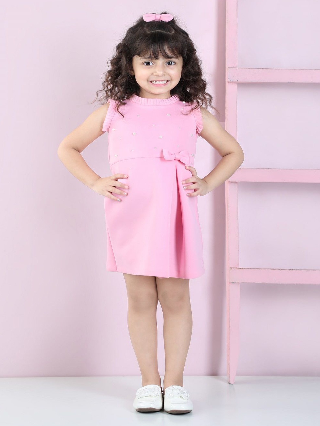 

THE LITTLE CELEBS Girls Bow Detailed Sheath Dress, Pink