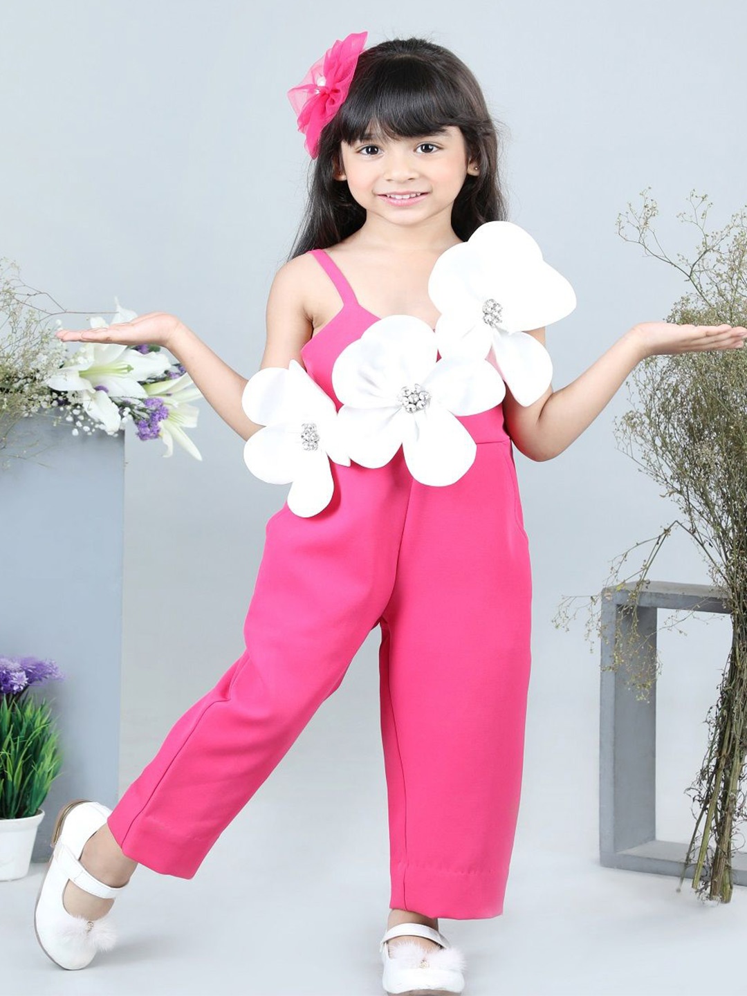 

THE LITTLE CELEBS Girls Basic Jumpsuit with Embellished, Pink