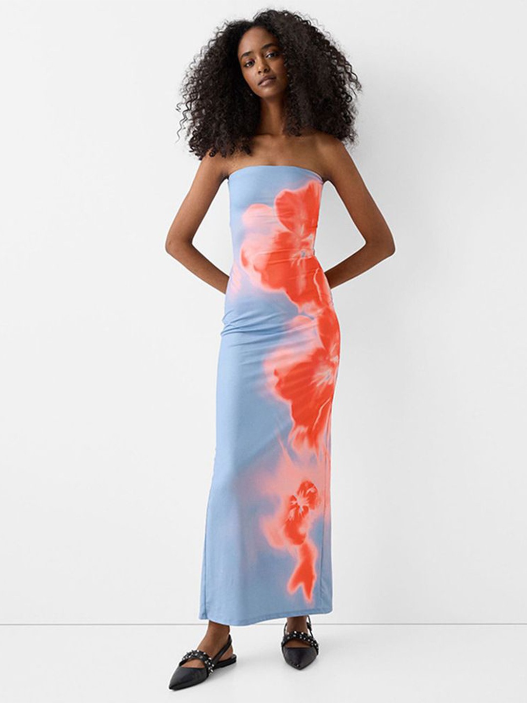 

StyleCast x Revolte Tie and Dye Strapless Sheath Maxi Dress, Blue