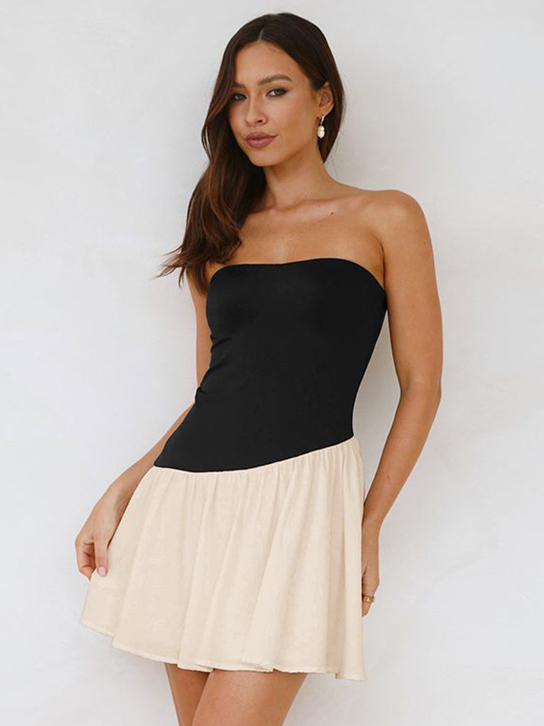 

StyleCast x Revolte Strapless Colourblocked Fit & Flare Mini Dress, Beige
