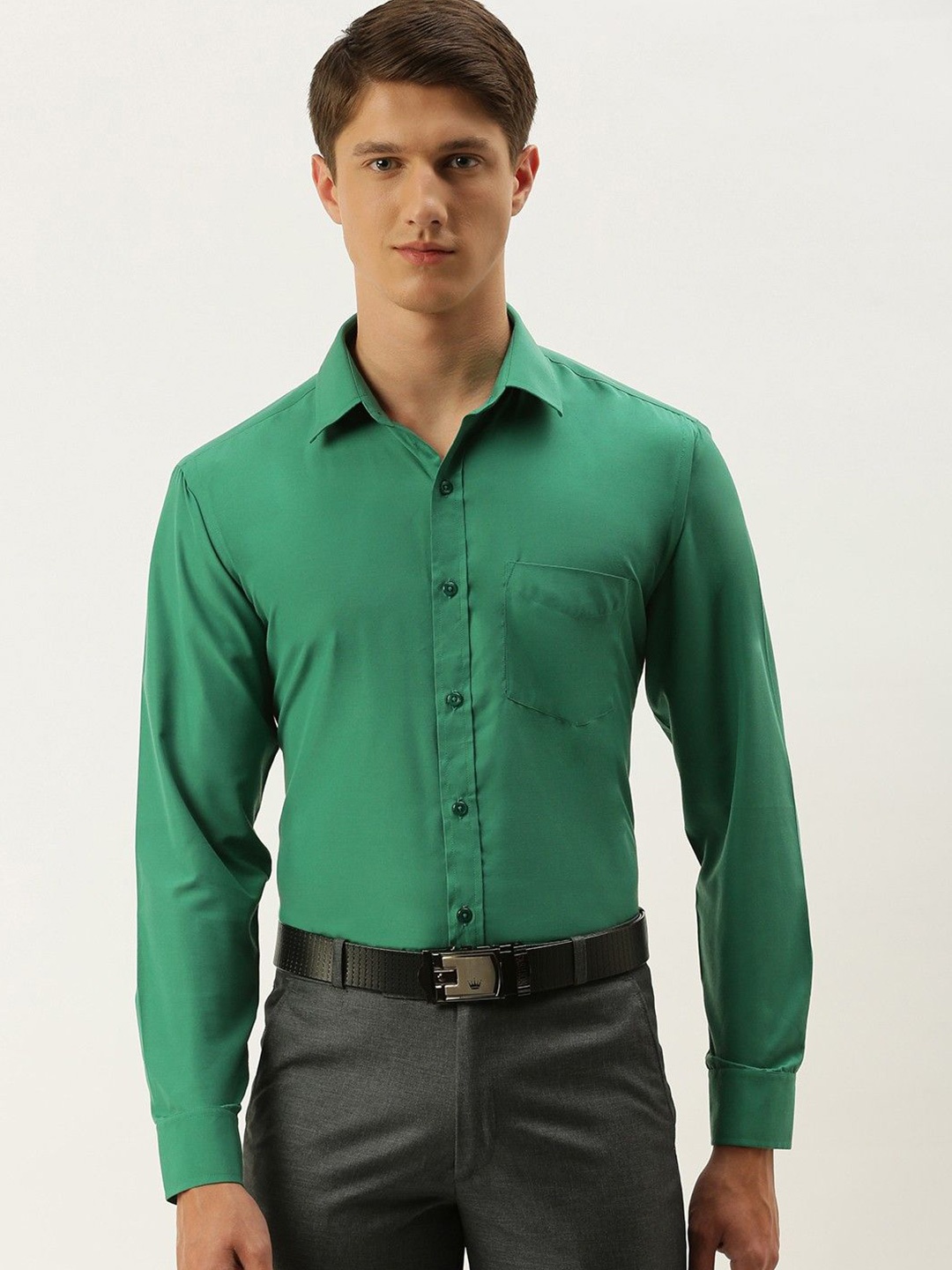 

English Navy Men Slim Fit Opaque Formal Shirt, Green