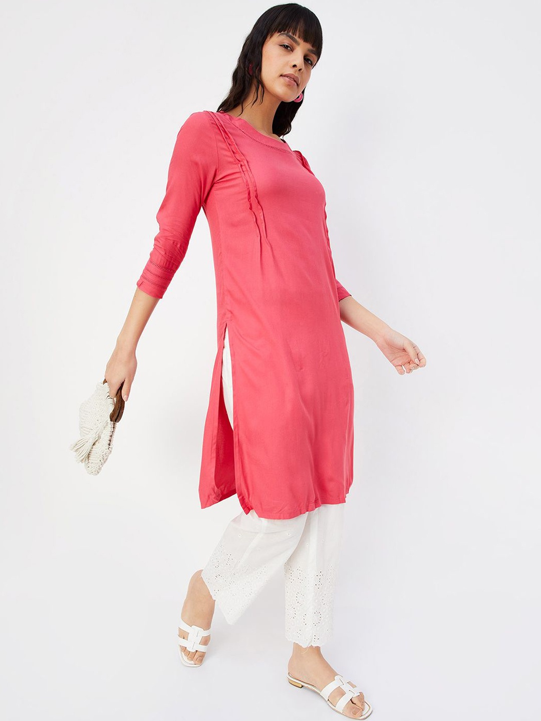 

max Round Neck Pleated Straight Kurta, Pink