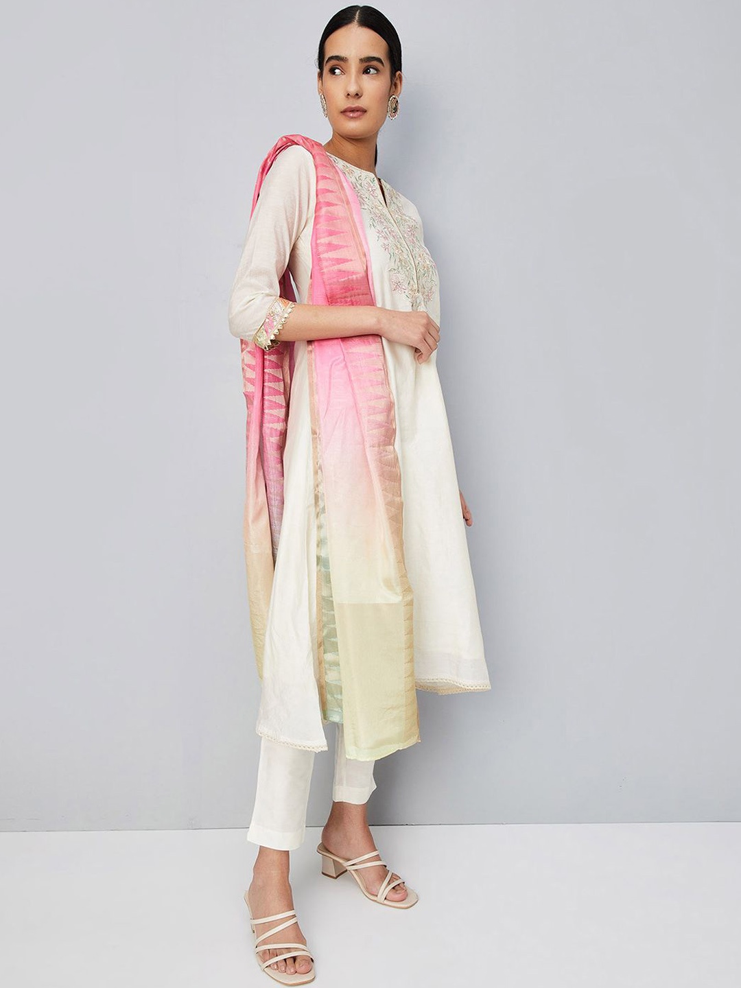 

max Floral Yoke Design Thread Work A-Line Kurta with Trousers & Dupatta, Off white
