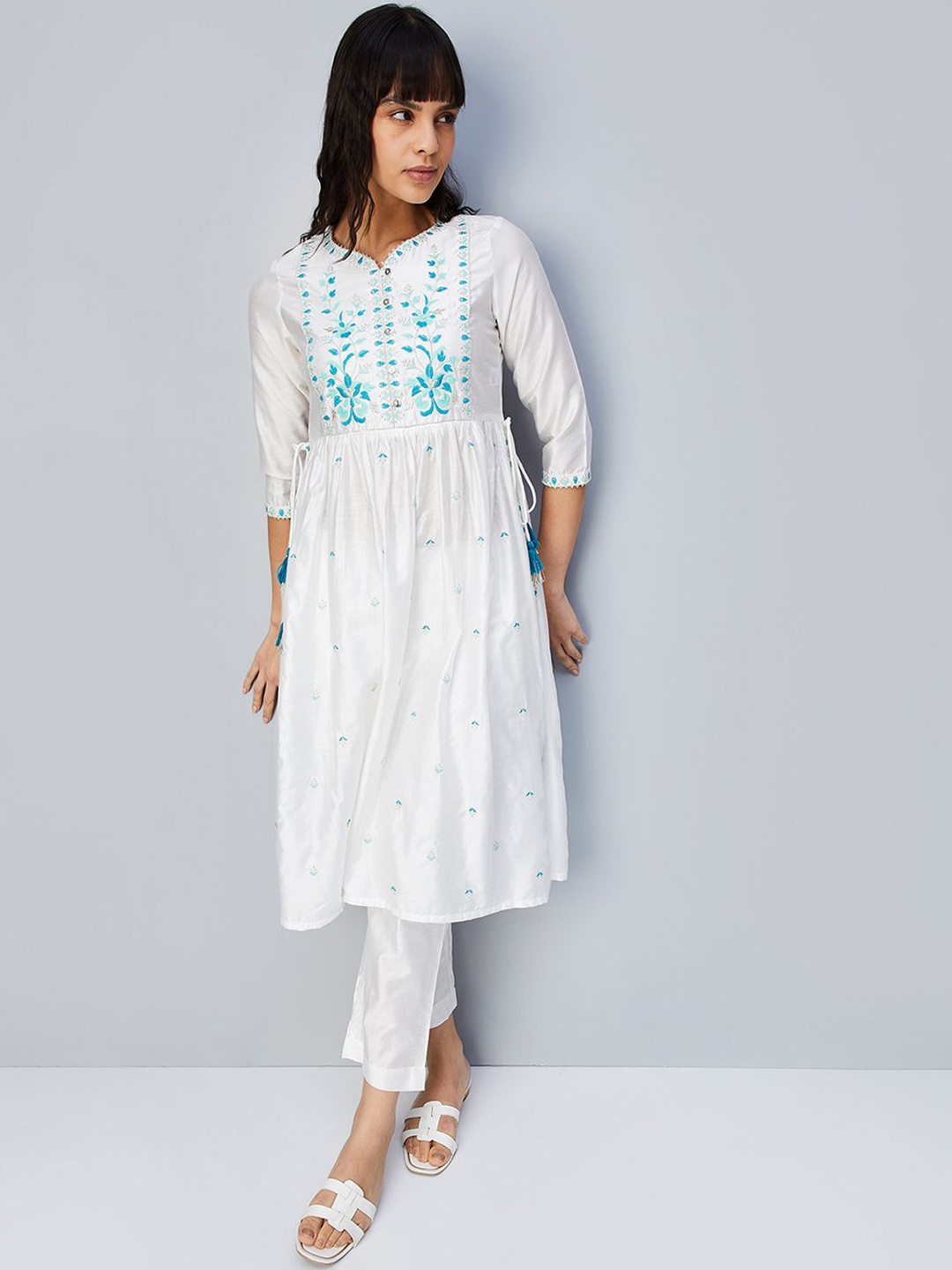 

max Ethnic Motifs Embroidered V-Neck Thread Work A-Line Kurta With Trousers, Off white