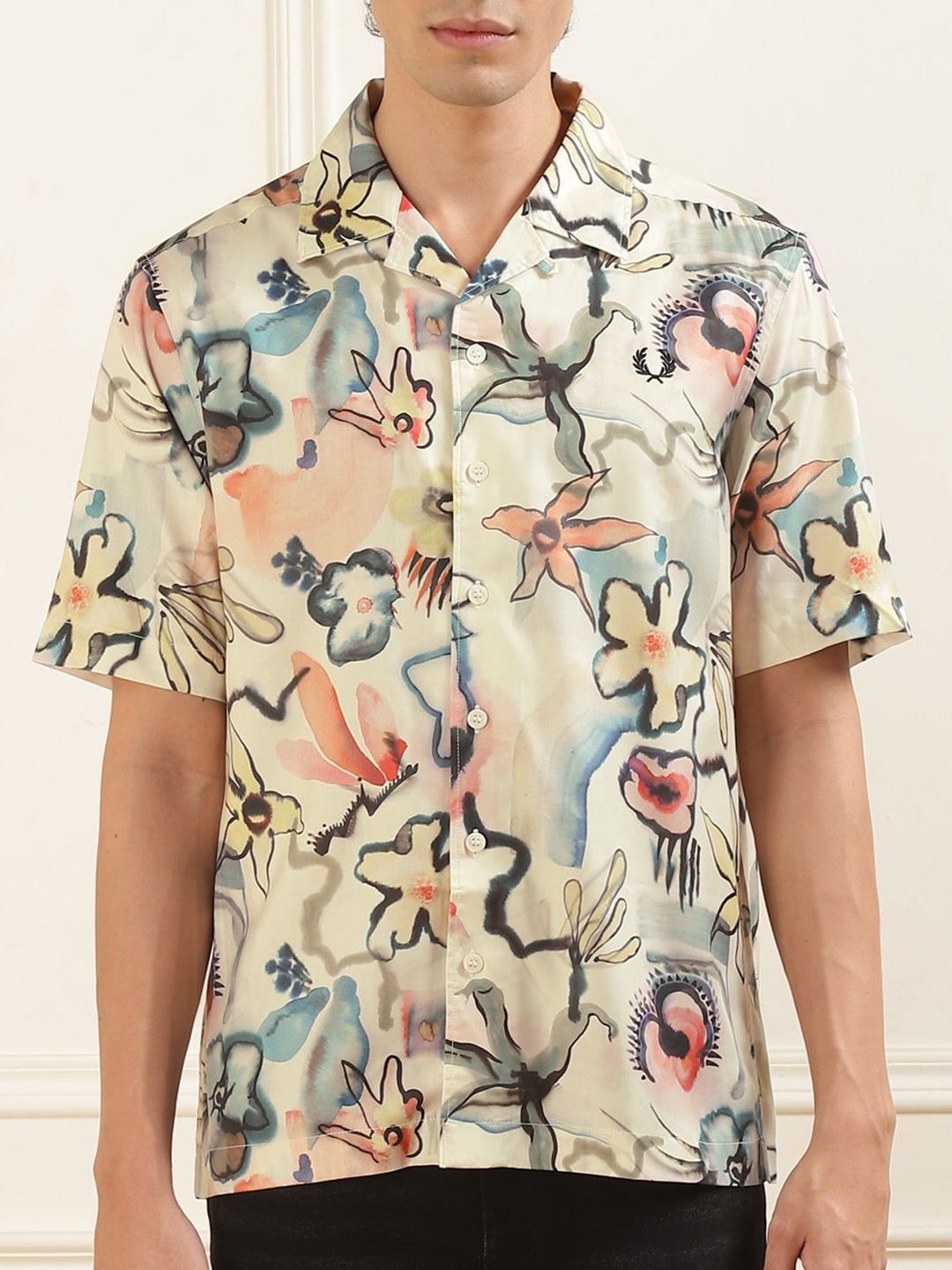 

Fred Perry Men Opaque Printed Casual Shirt, Peach