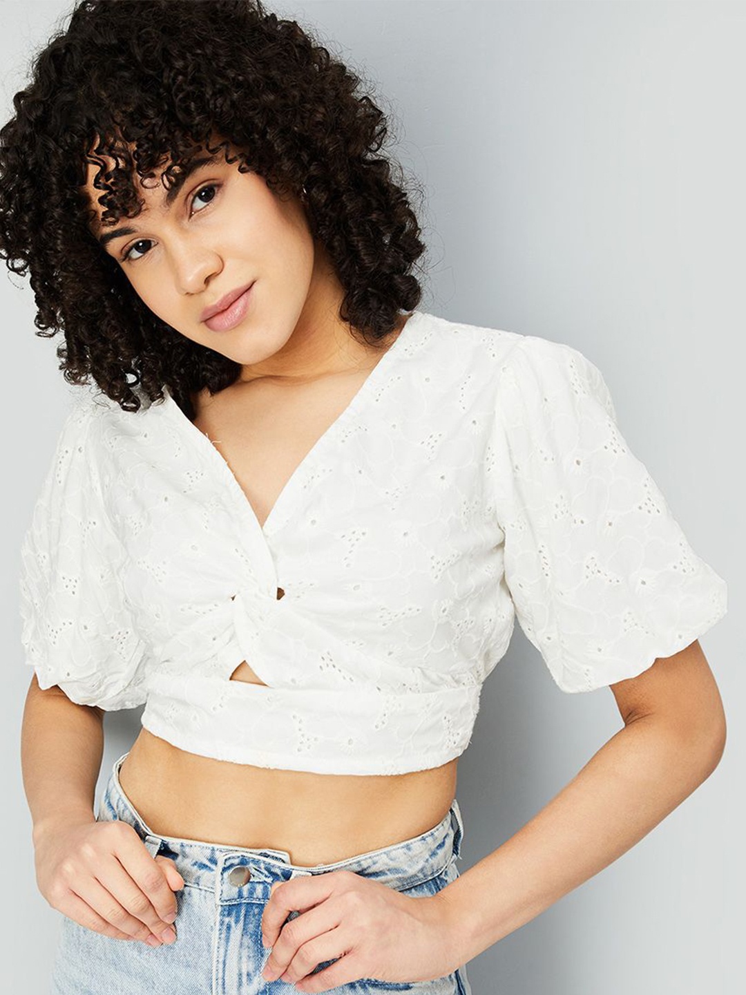 

max Puff Sleeve Wrap Crop Top, Off white