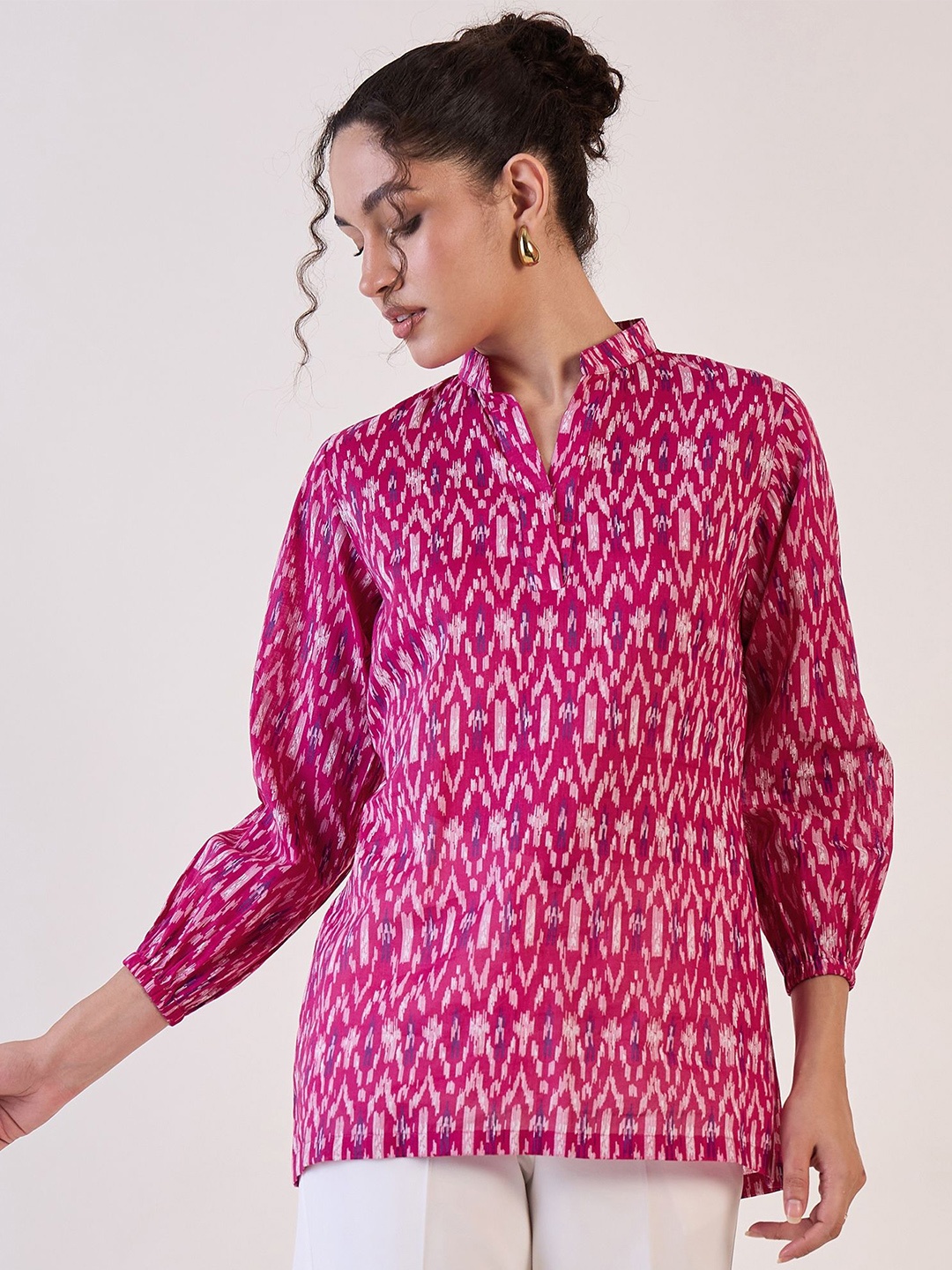 

PowerSutra Geometric Print Mandarin Collar Cotton Shirt Style Top, Pink