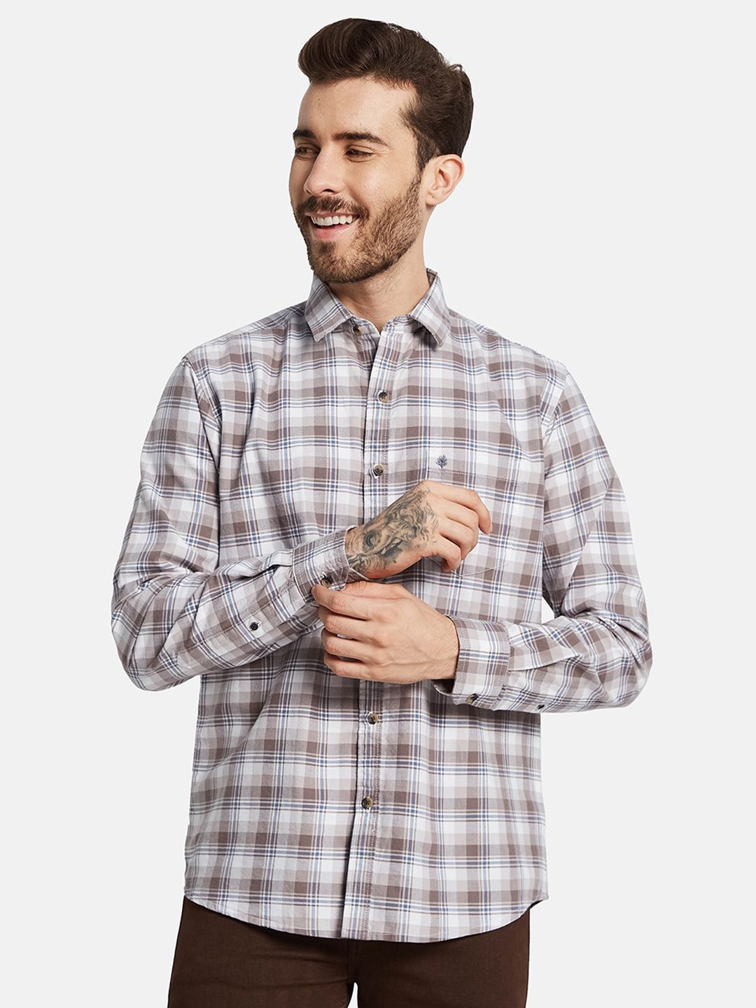 

METTLE Men Opaque Checked Casual Shirt, White