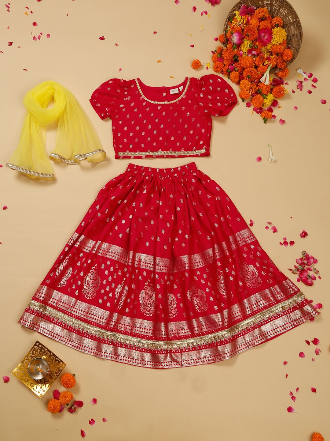 

SAKA DESIGNS Girls Foil Printed Gotta Patti Ready to Wear Lehenga & Blouse With Dupatta, Magenta